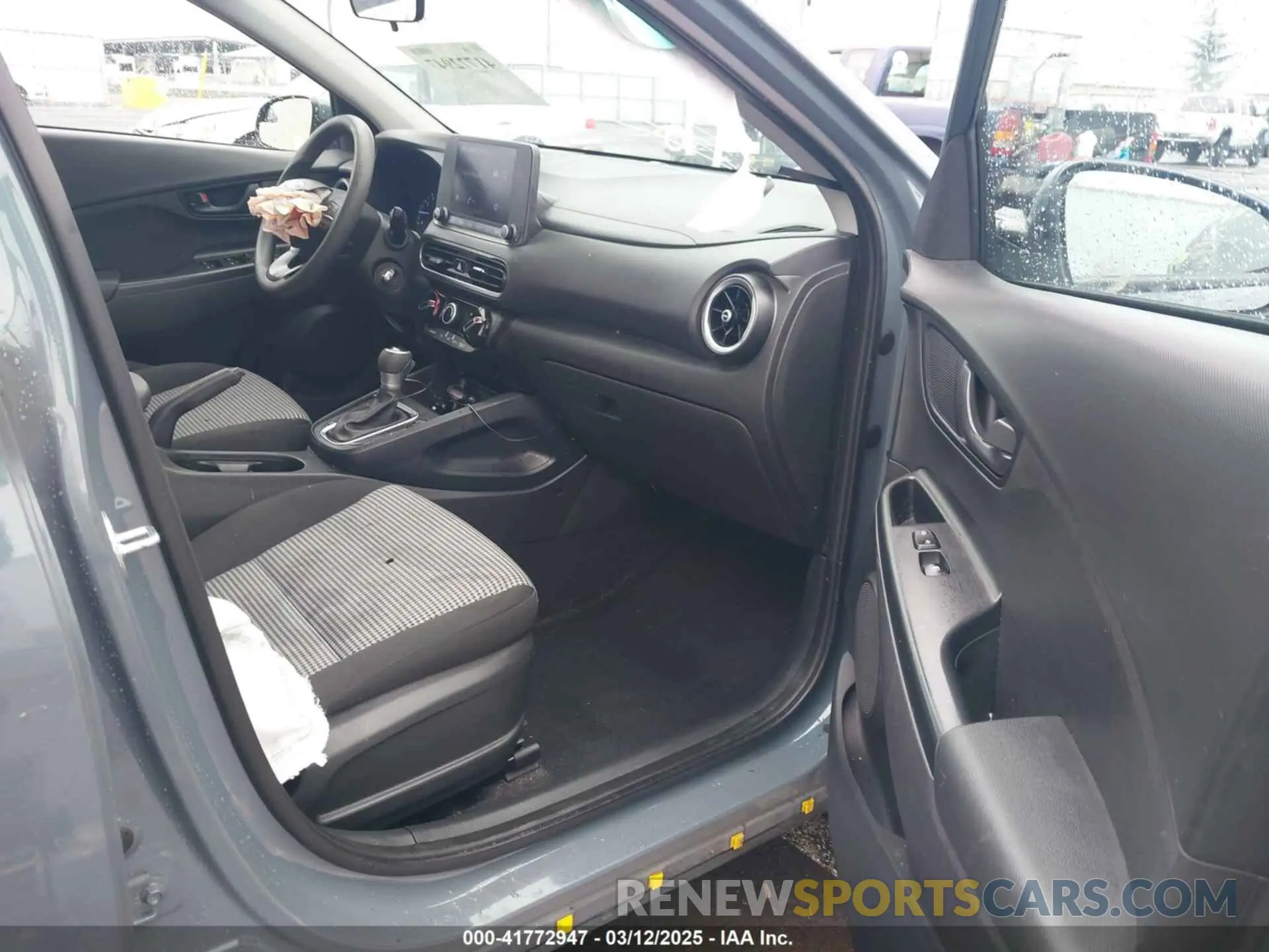 5 Фотография поврежденного автомобиля KM8K2CAB3NU839432 HYUNDAI KONA 2022