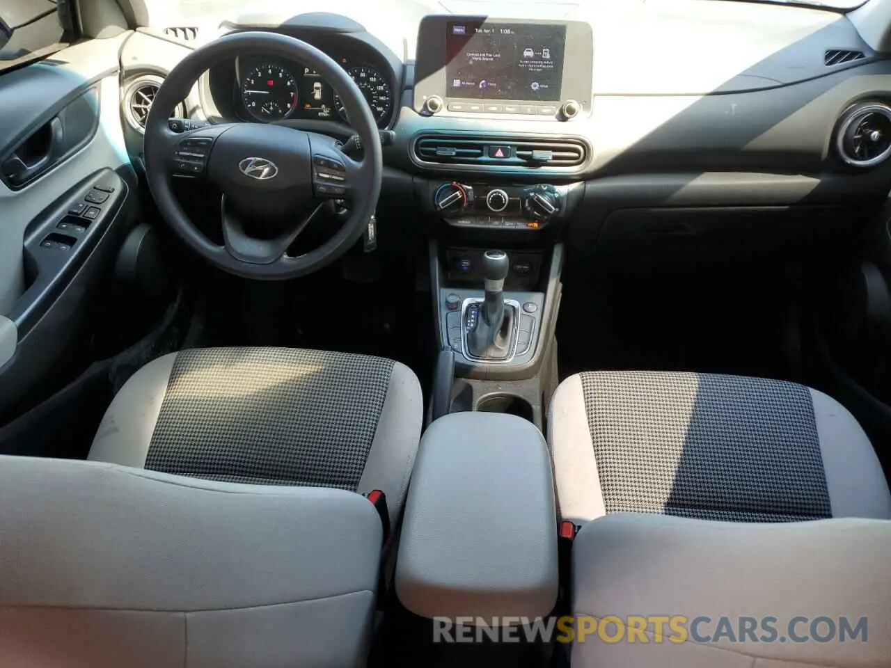 8 Photograph of a damaged car KM8K2CAB3NU866257 HYUNDAI KONA 2022