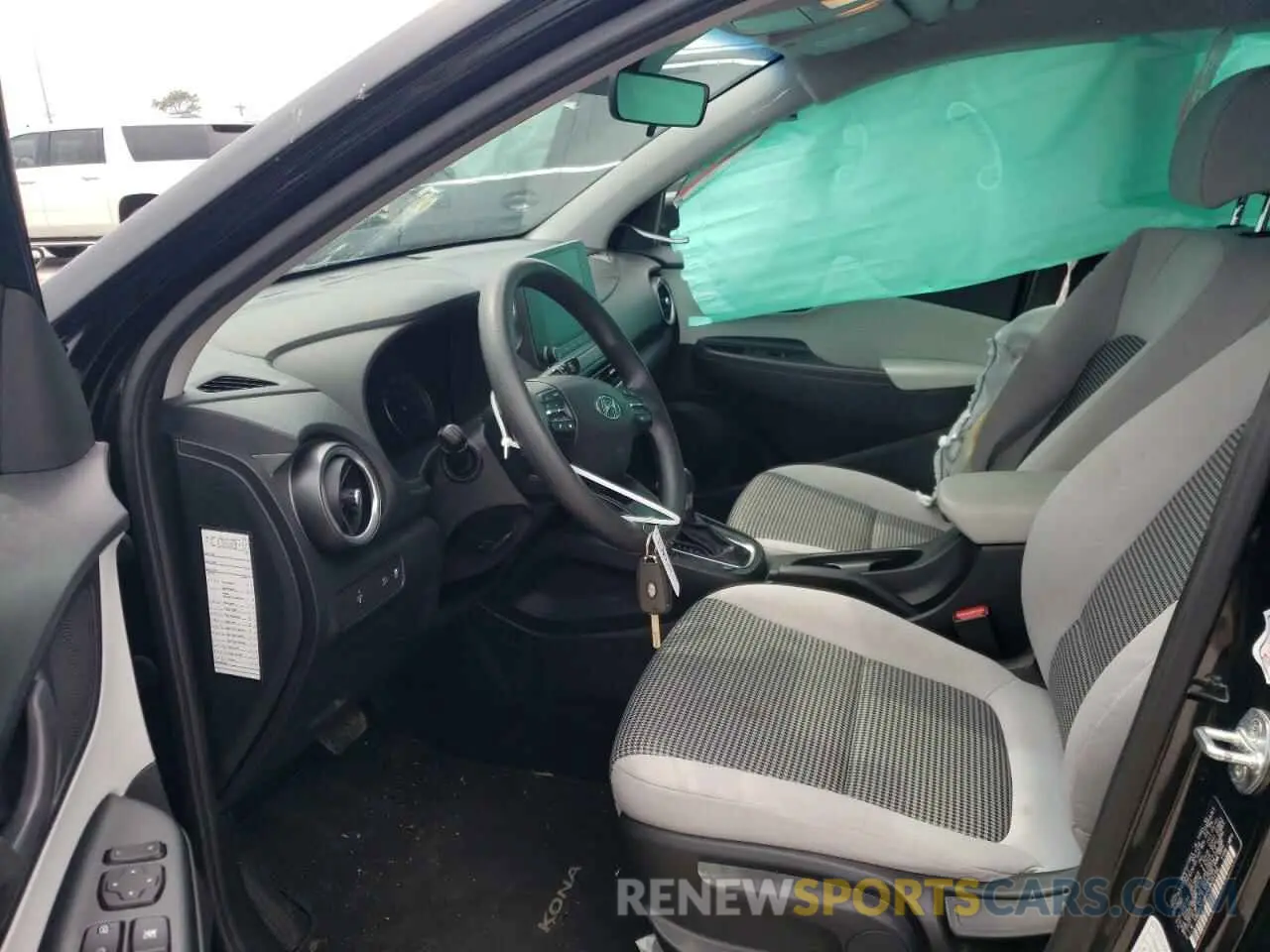 7 Photograph of a damaged car KM8K2CAB4NU825166 HYUNDAI KONA 2022