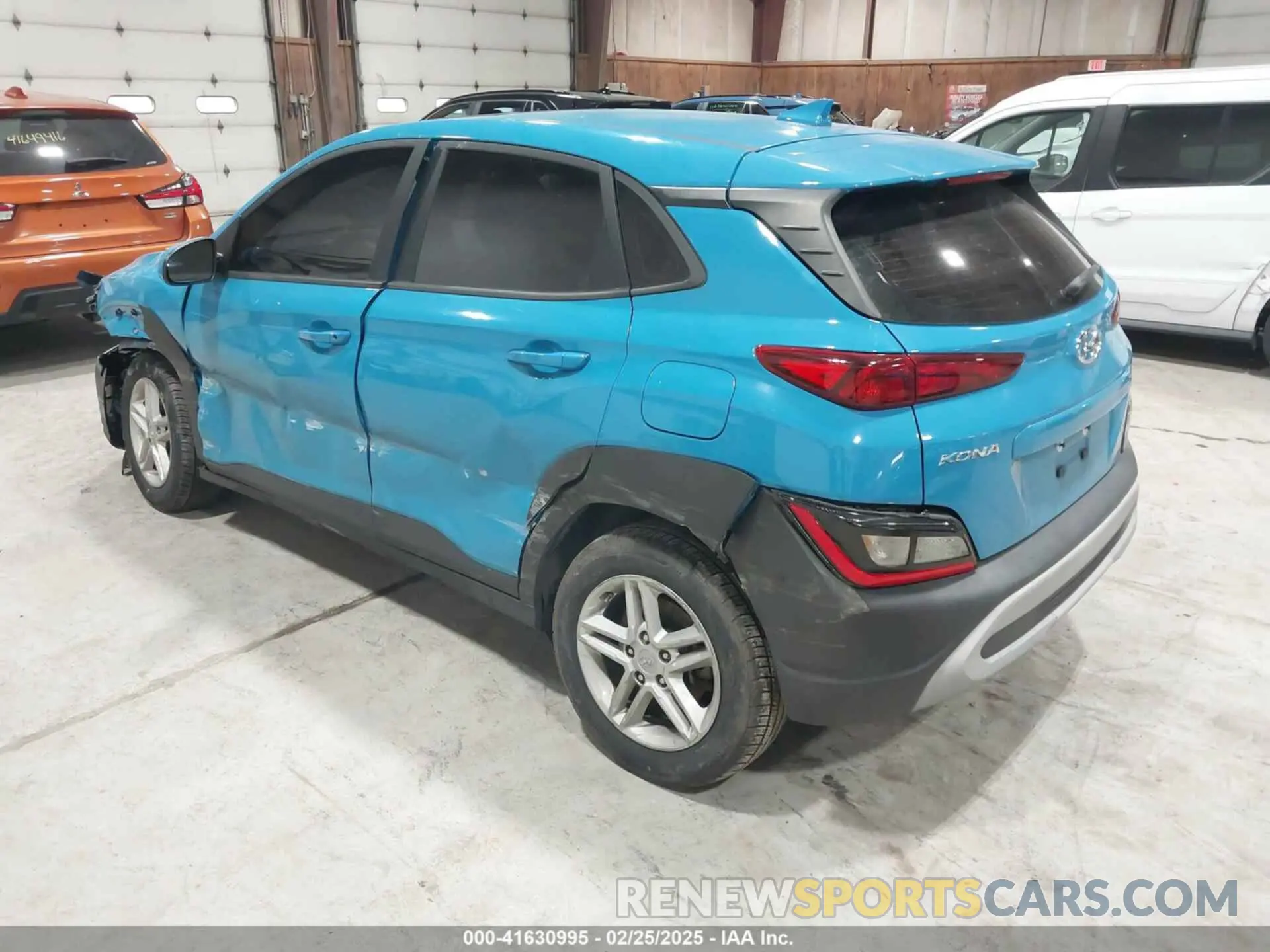 3 Фотография поврежденного автомобиля KM8K2CAB4NU878255 HYUNDAI KONA 2022