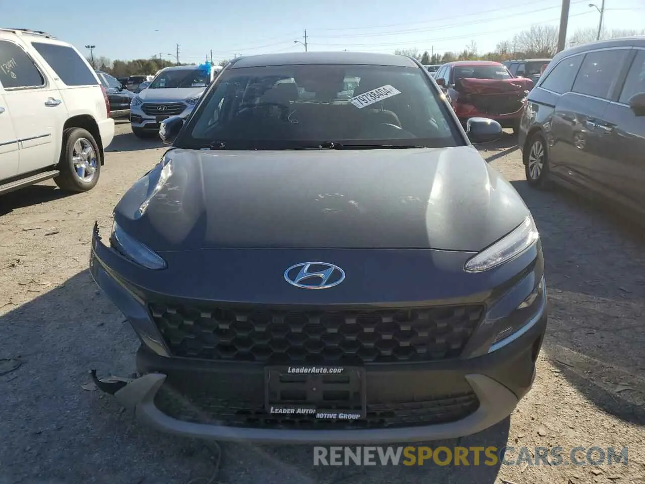 5 Photograph of a damaged car KM8K2CAB5NU832496 HYUNDAI KONA 2022