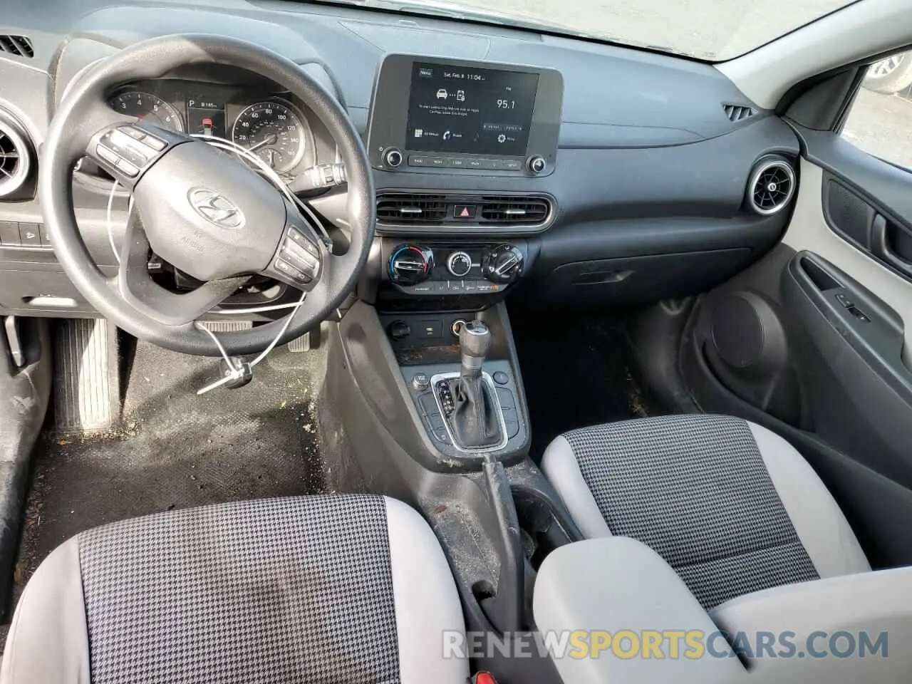 8 Photograph of a damaged car KM8K2CABXNU776913 HYUNDAI KONA 2022