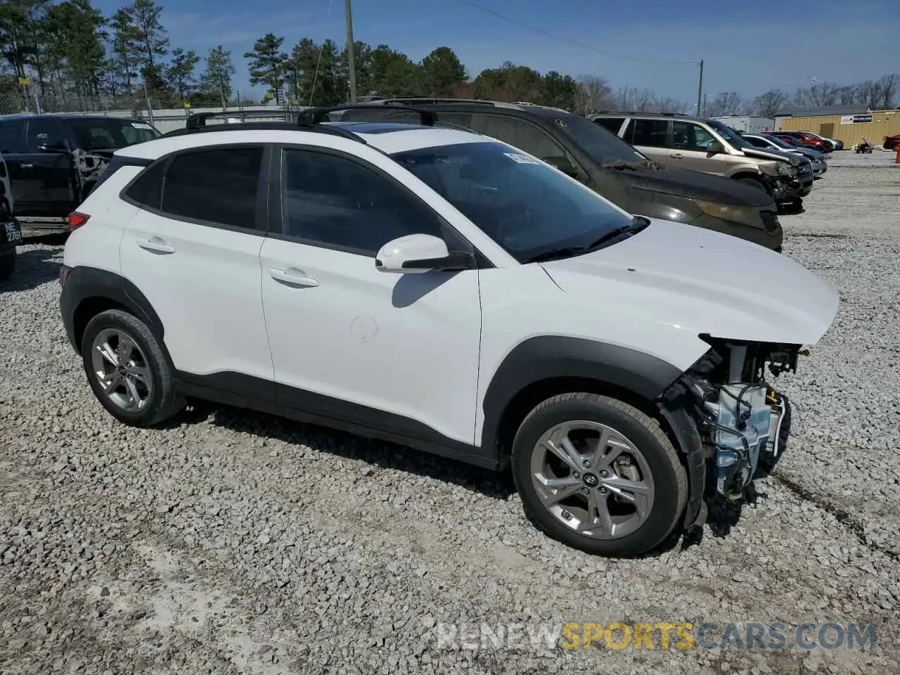 4 Photograph of a damaged car KM8K32AB5NU915627 HYUNDAI KONA 2022
