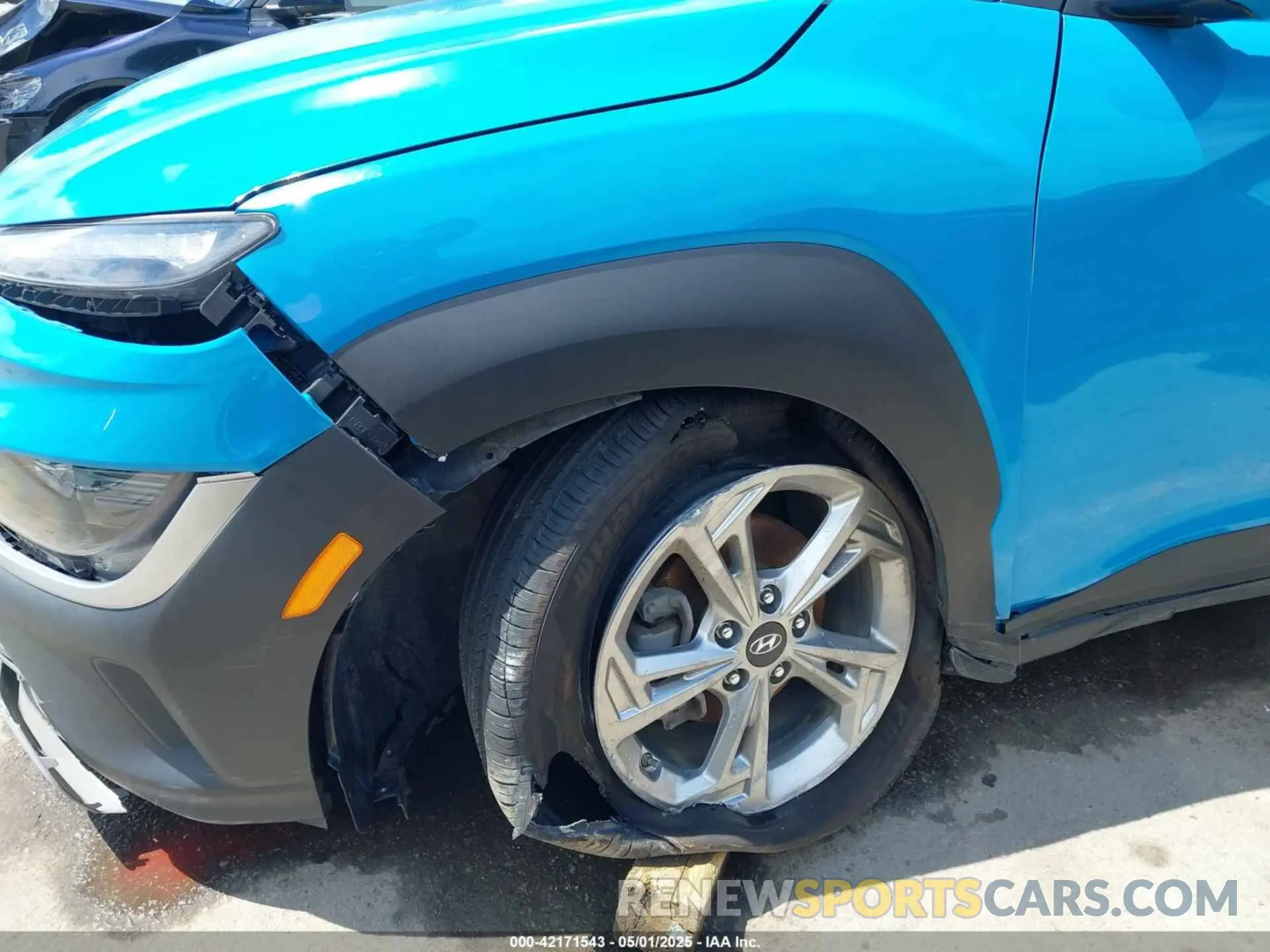12 Photograph of a damaged car KM8K32AB8NU770762 HYUNDAI KONA 2022