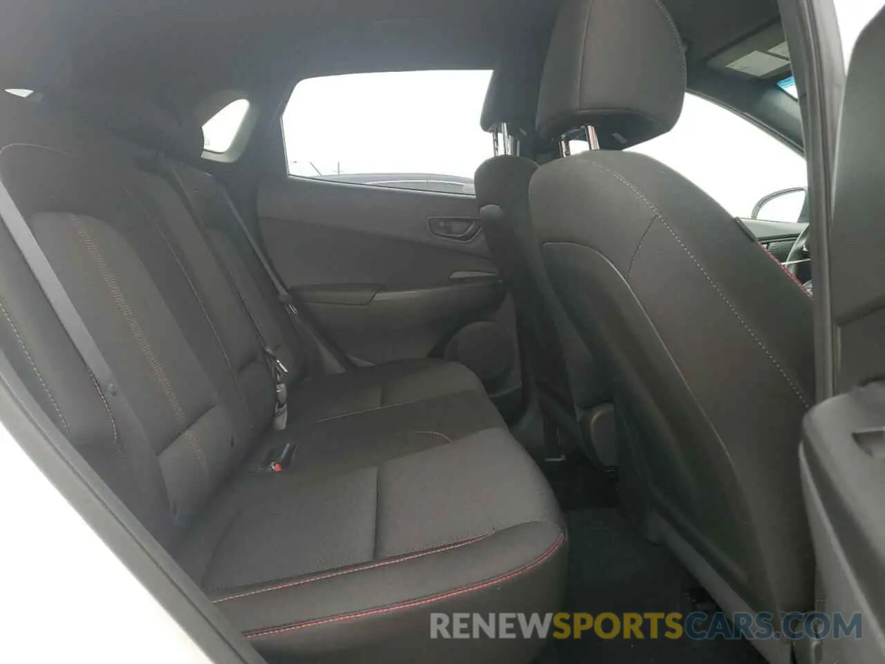 11 Photograph of a damaged car KM8K33A30NU901021 HYUNDAI KONA 2022