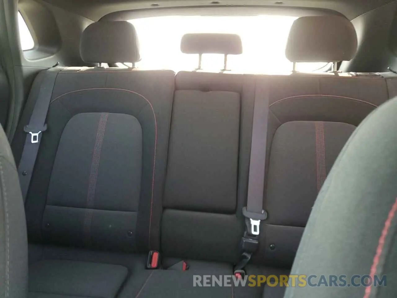 10 Фотография поврежденного автомобиля KM8K33A34NU913690 HYUNDAI KONA 2022