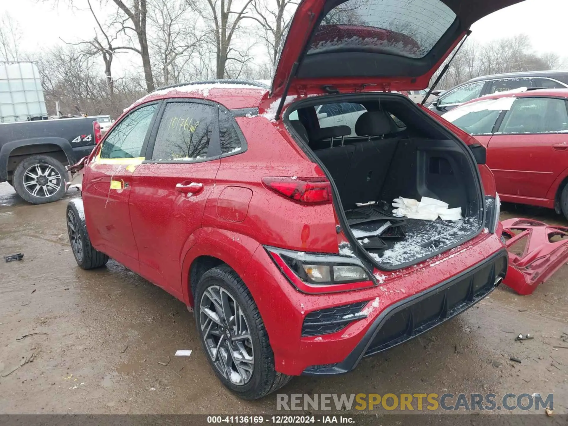 3 Photograph of a damaged car KM8K3CA39NU799962 HYUNDAI KONA 2022