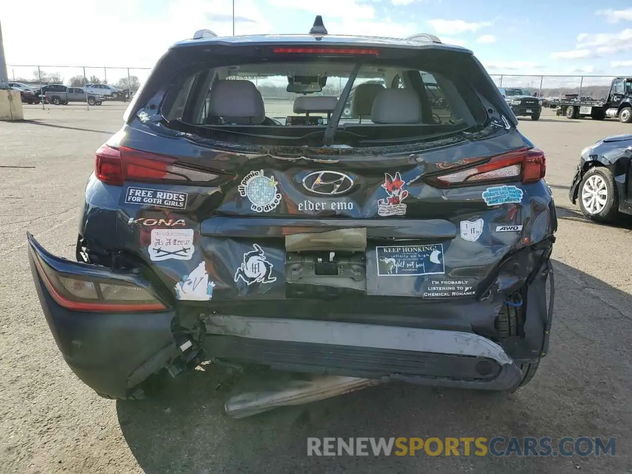 6 Photograph of a damaged car KM8K3CAB4NU808204 HYUNDAI KONA 2022