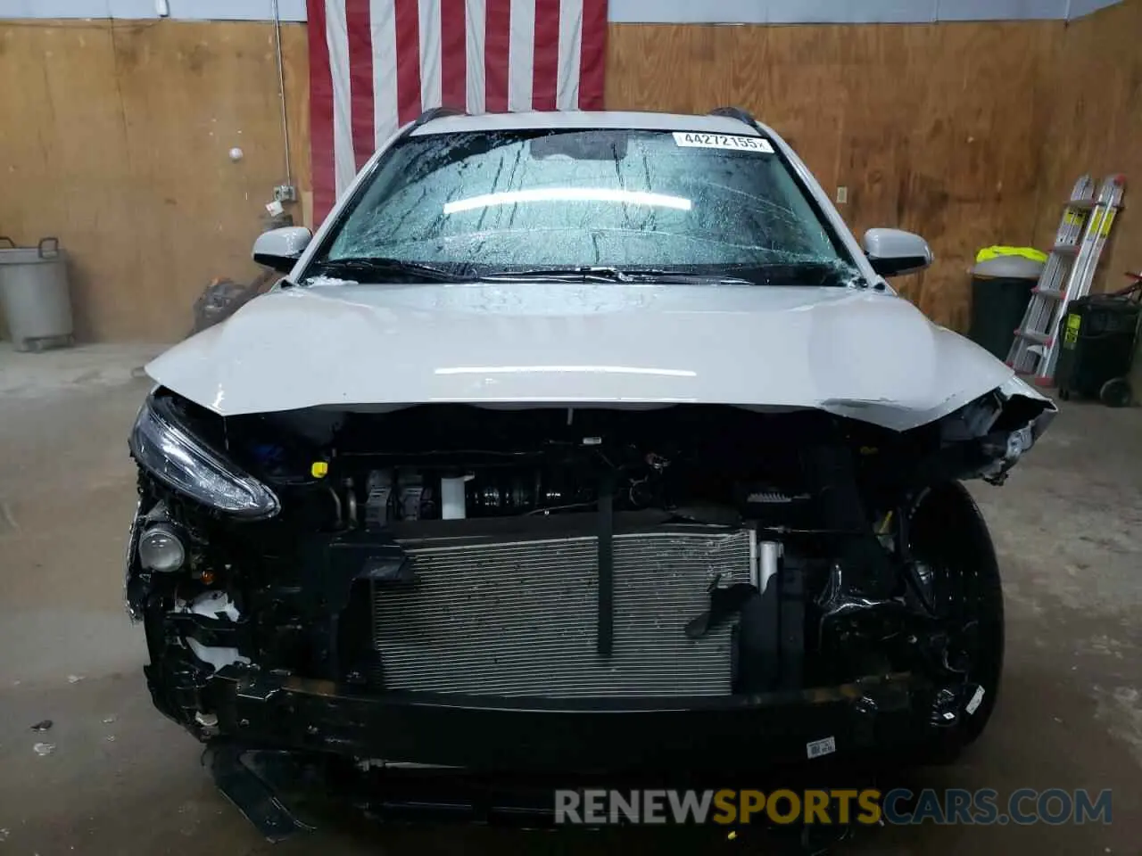 5 Photograph of a damaged car KM8K3CAB5NU843821 HYUNDAI KONA 2022