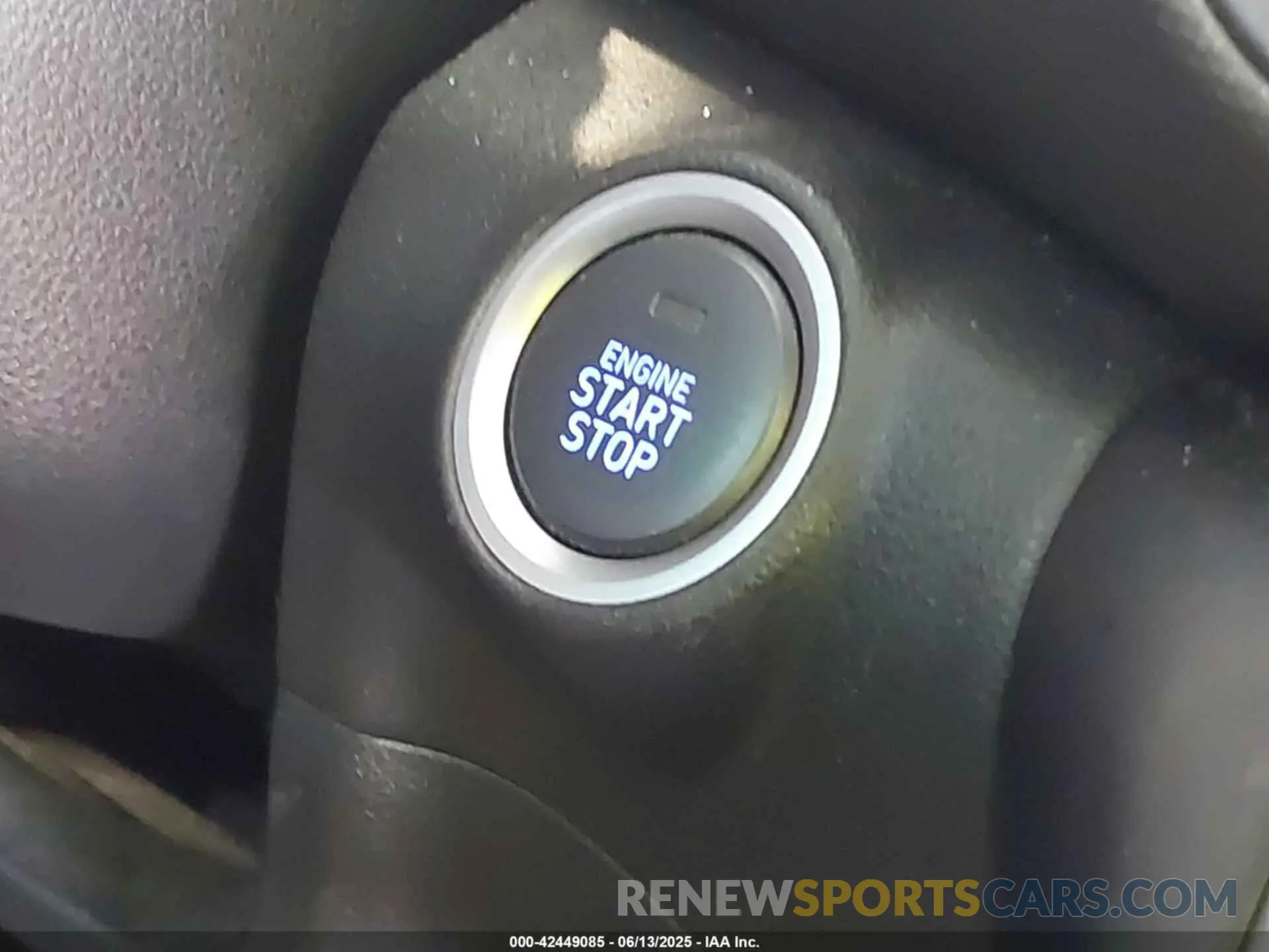 11 Photograph of a damaged car KM8K3CAB8NU887635 HYUNDAI KONA 2022