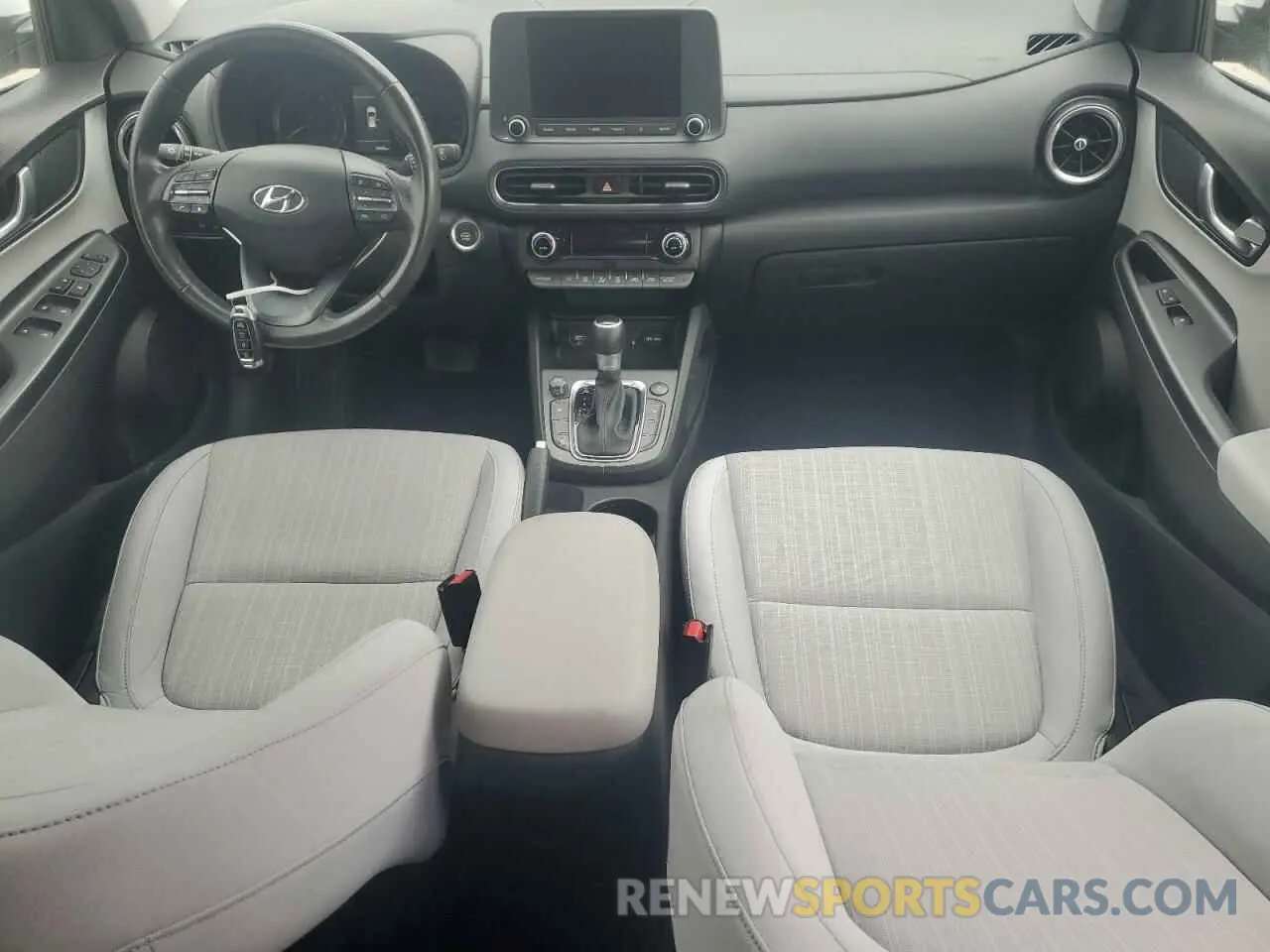 8 Photograph of a damaged car KM8K3CAB9NU860217 HYUNDAI KONA 2022