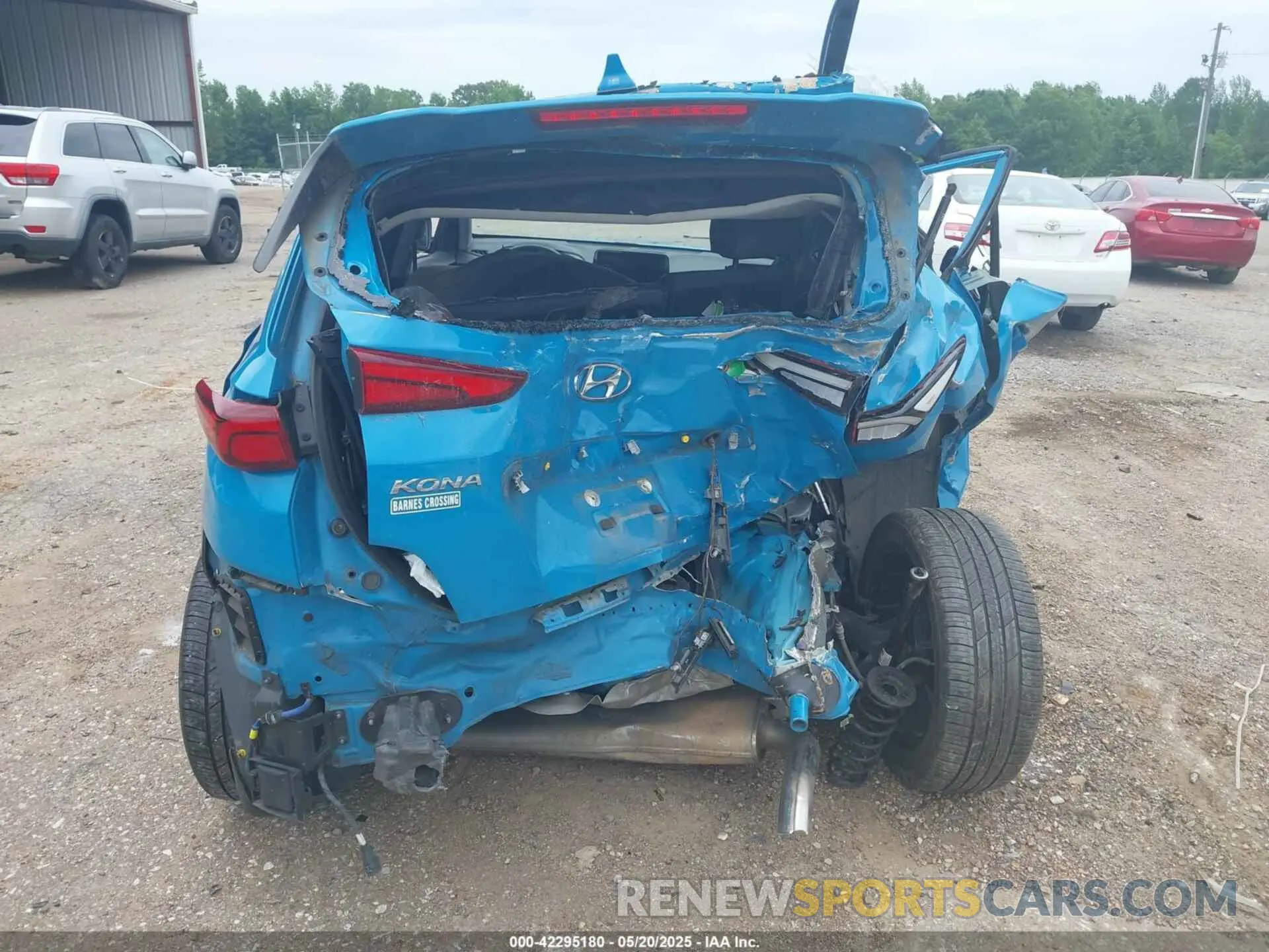 17 Photograph of a damaged car KM8K53A3XNU853067 HYUNDAI KONA 2022
