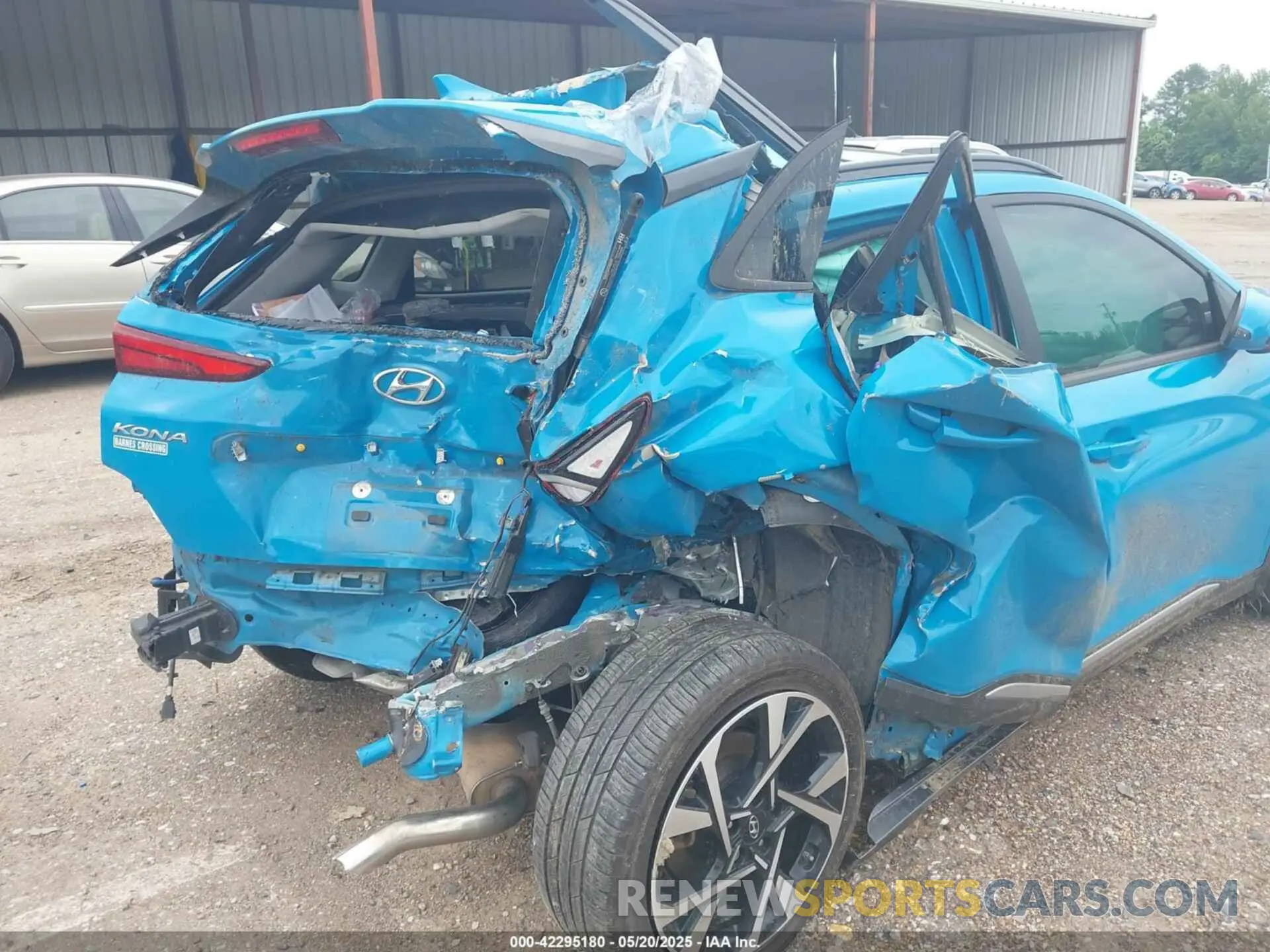 18 Photograph of a damaged car KM8K53A3XNU853067 HYUNDAI KONA 2022