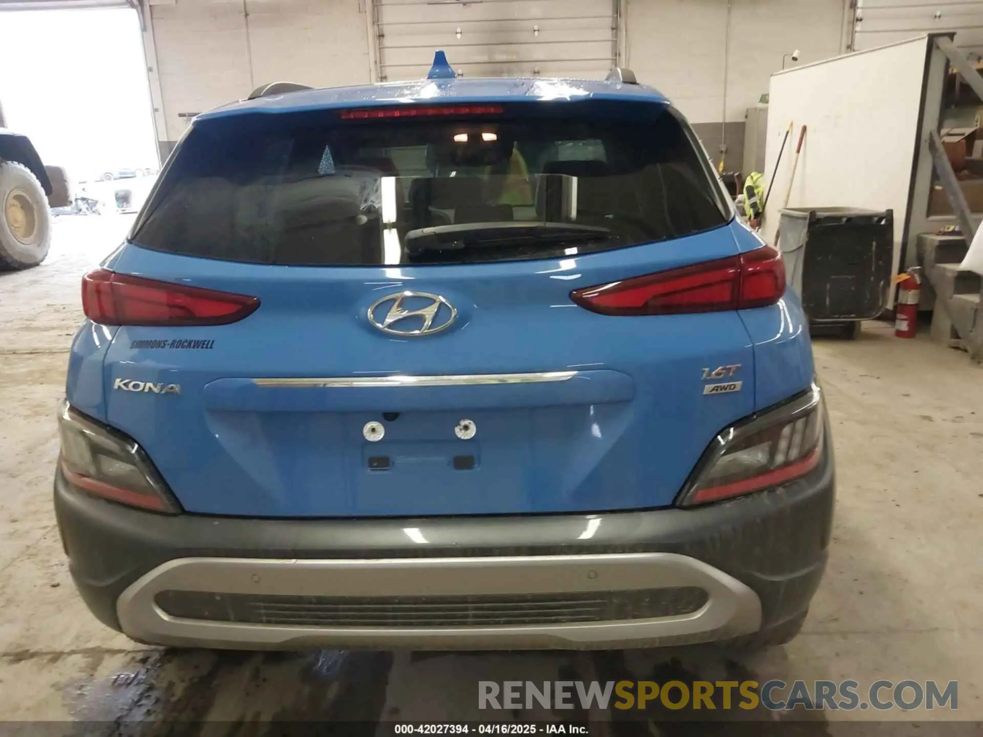 17 Photograph of a damaged car KM8K5CA31NU878259 HYUNDAI KONA 2022