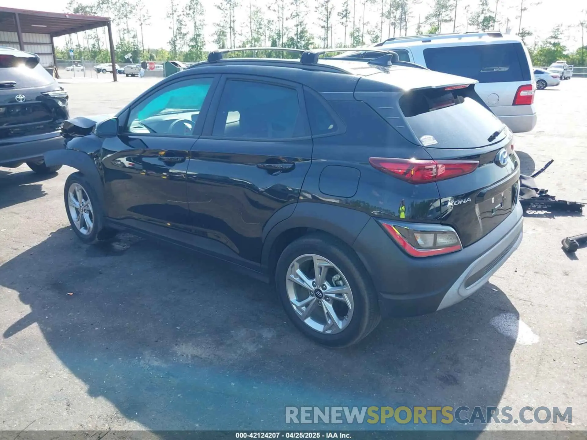 3 Photograph of a damaged car KM8K62AB1NU818769 HYUNDAI KONA 2022