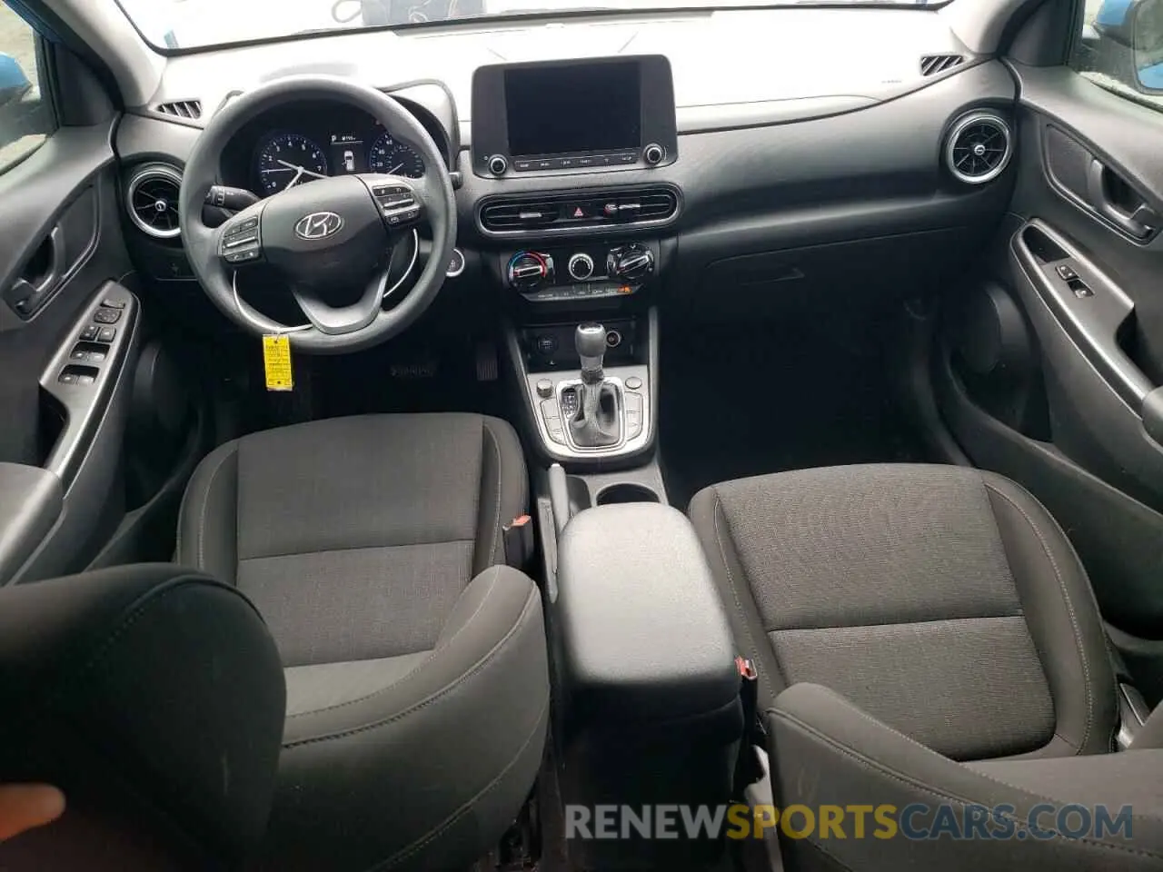 8 Photograph of a damaged car KM8K62AB2NU912837 HYUNDAI KONA 2022