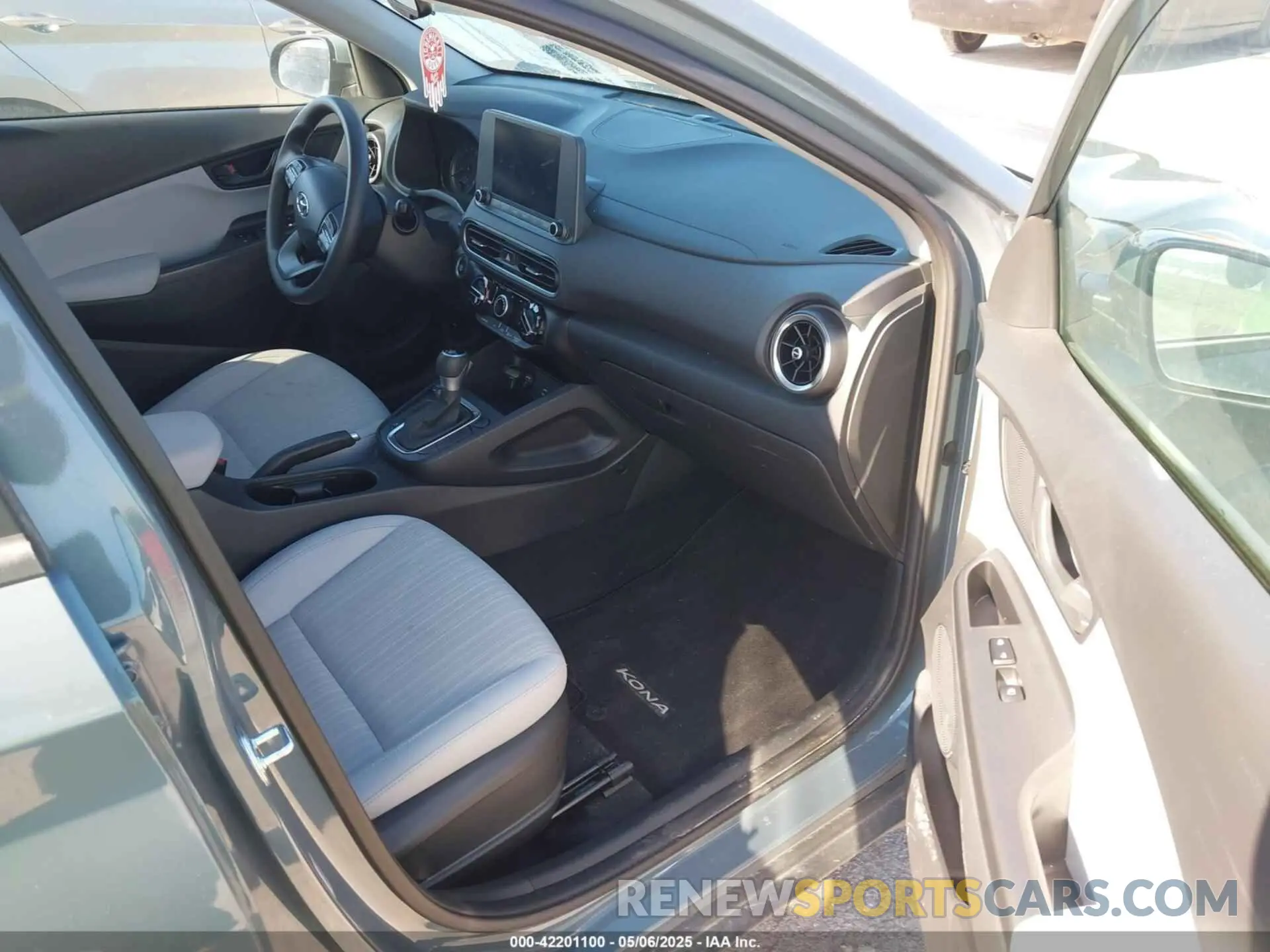 5 Фотография поврежденного автомобиля KM8K62AB3NU847478 HYUNDAI KONA 2022
