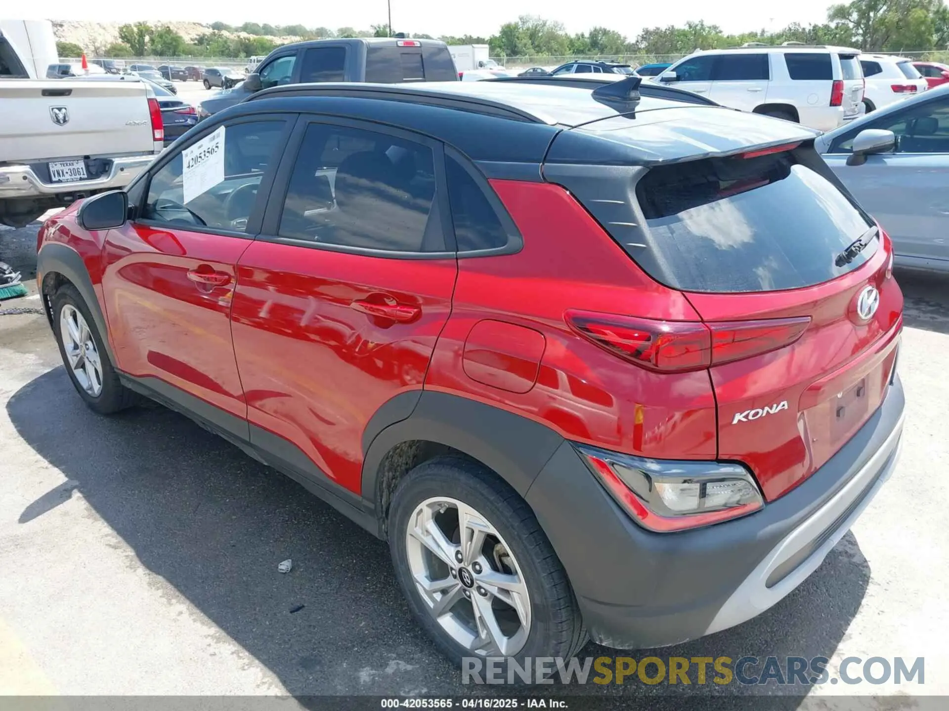 3 Photograph of a damaged car KM8K62AB6NU774977 HYUNDAI KONA 2022