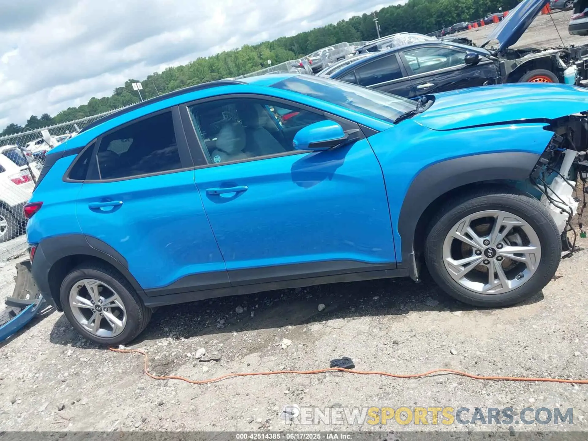 14 Photograph of a damaged car KM8K62AB6NU803457 HYUNDAI KONA 2022