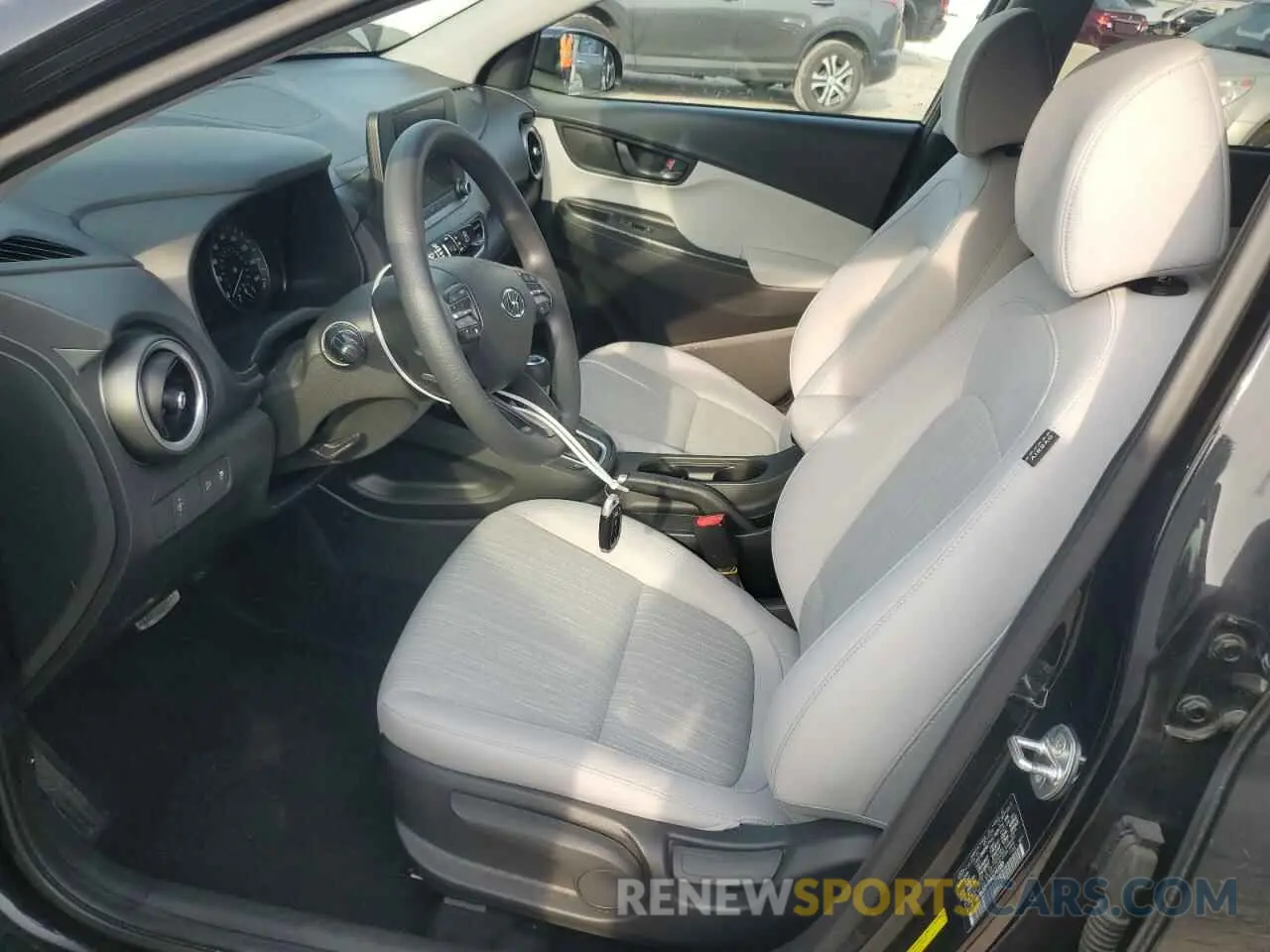 7 Photograph of a damaged car KM8K62AB9NU761589 HYUNDAI KONA 2022