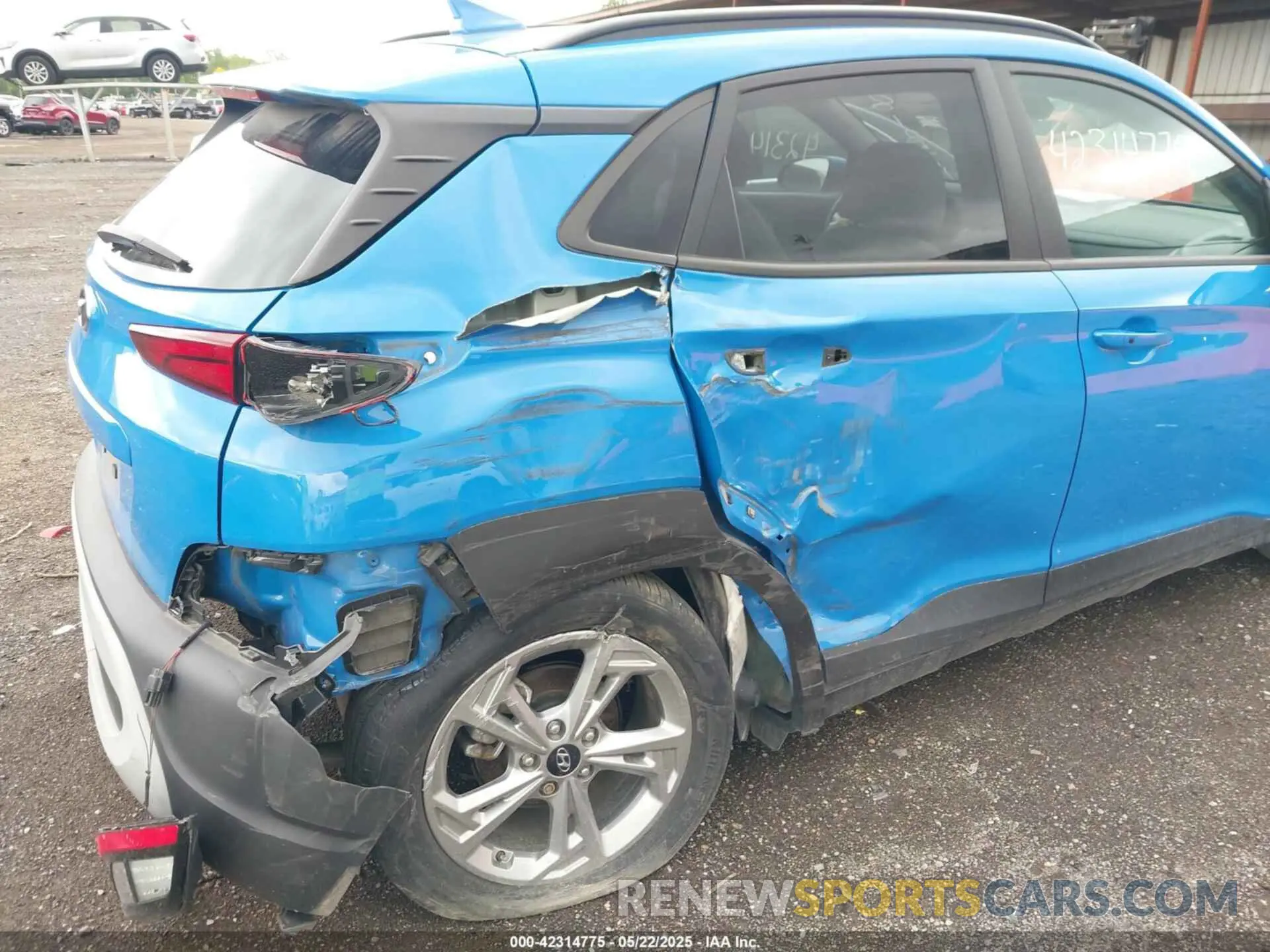6 Photograph of a damaged car KM8K62AB9NU812511 HYUNDAI KONA 2022