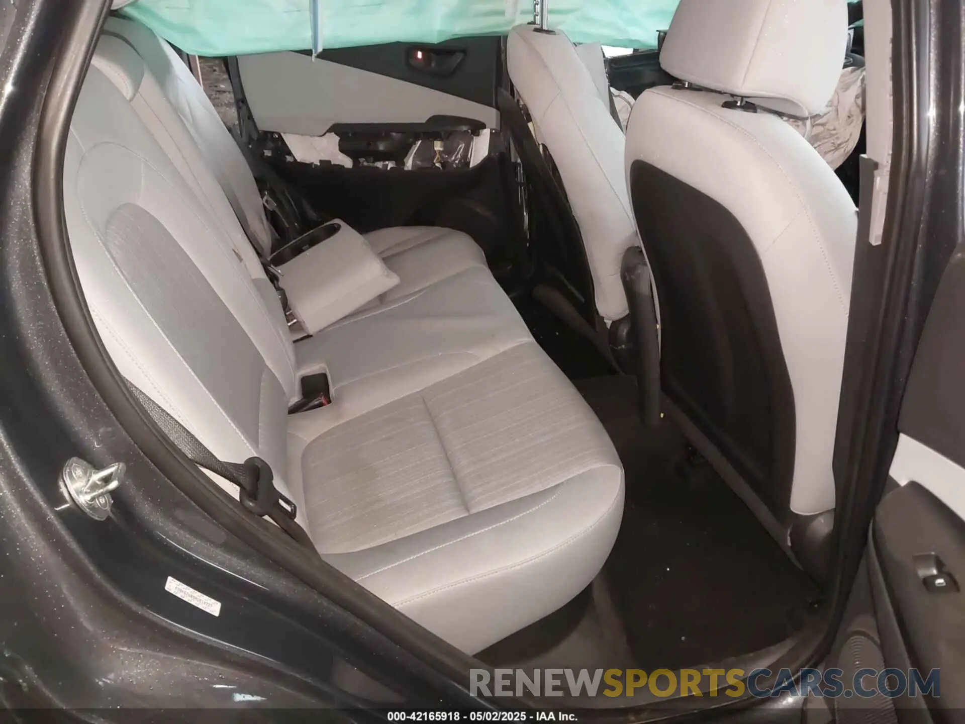8 Photograph of a damaged car KM8K62AB9NU814727 HYUNDAI KONA 2022