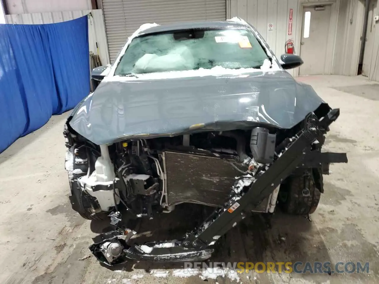 5 Photograph of a damaged car KM8K6CAB4NU849407 HYUNDAI KONA 2022