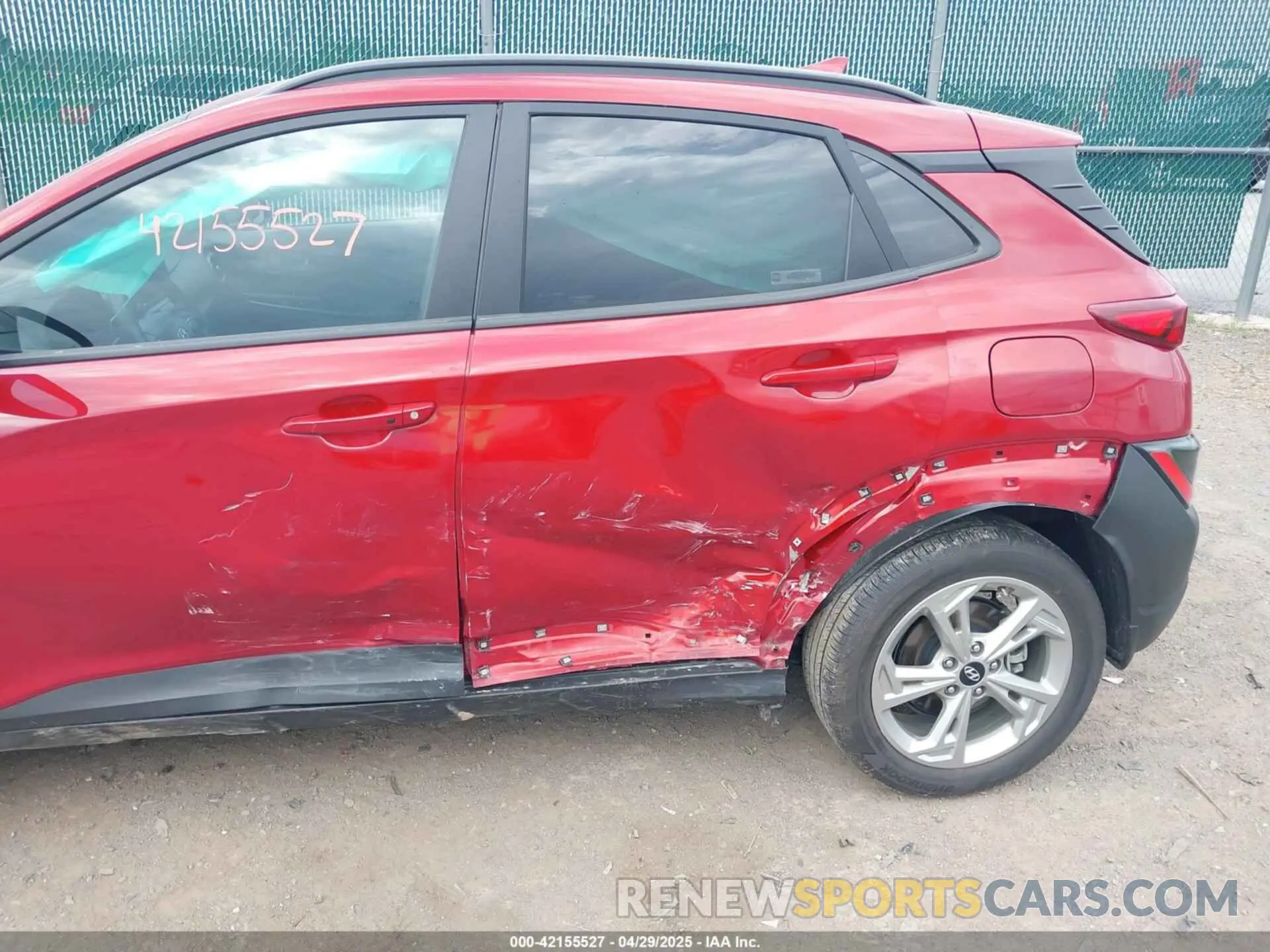6 Photograph of a damaged car KM8K6CAB4NU924607 HYUNDAI KONA 2022