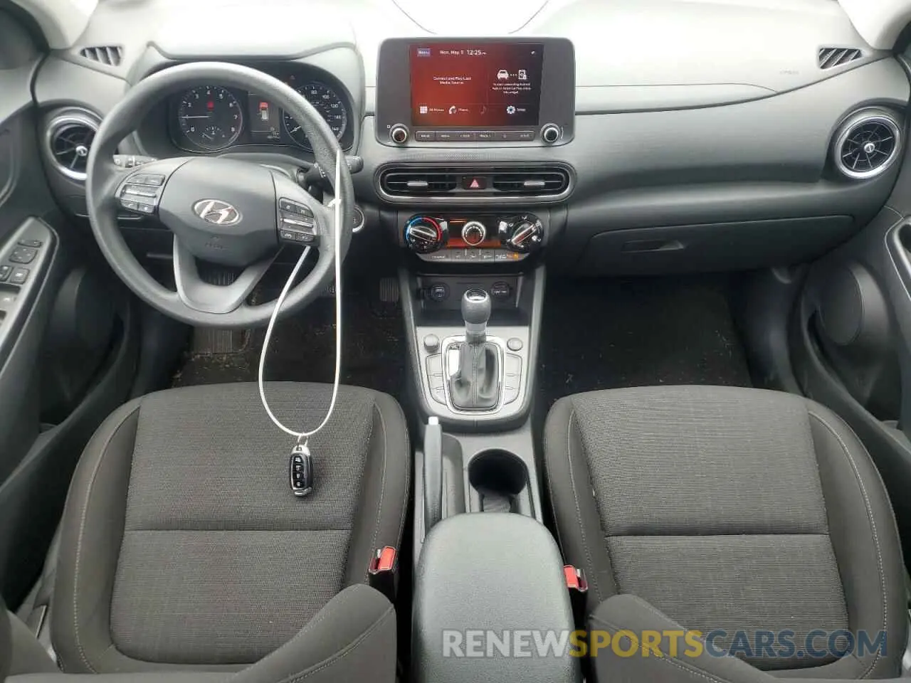 8 Фотография поврежденного автомобиля KM8K6CAB7NU913097 HYUNDAI KONA 2022