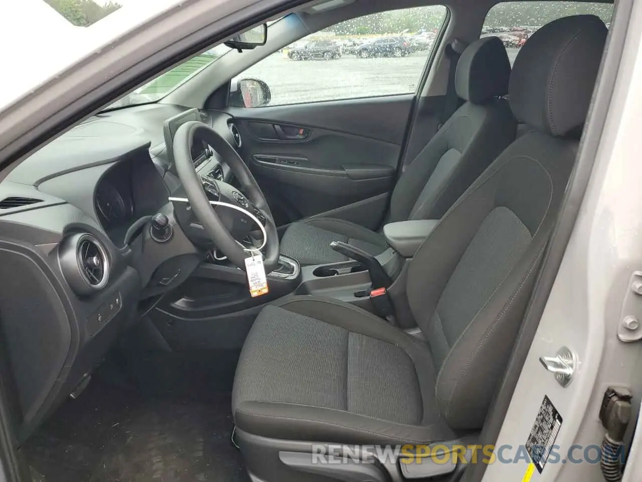 7 Photograph of a damaged car KM8K6CAB8NU795982 HYUNDAI KONA 2022