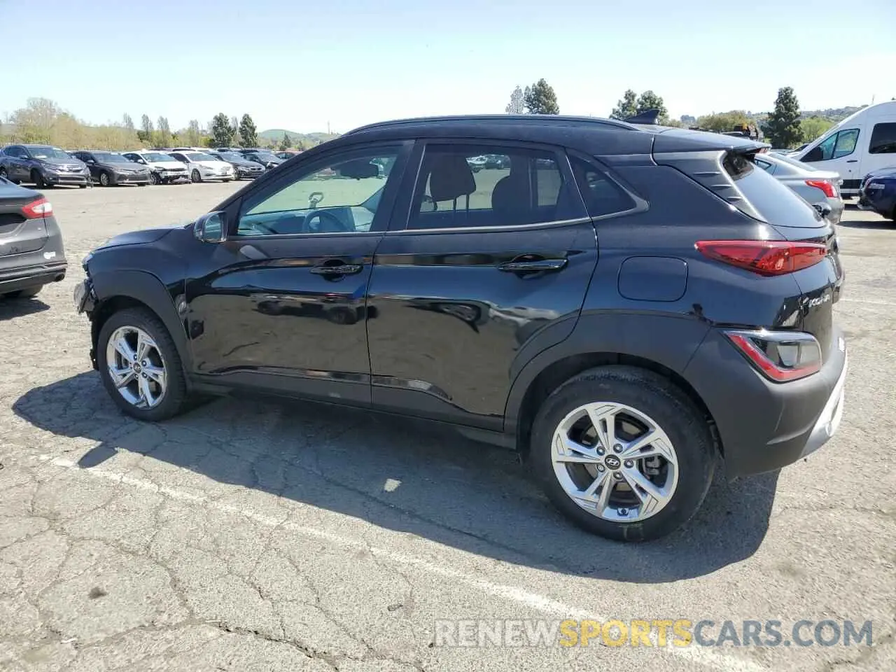 2 Photograph of a damaged car KM8K6CAB9NU856417 HYUNDAI KONA 2022