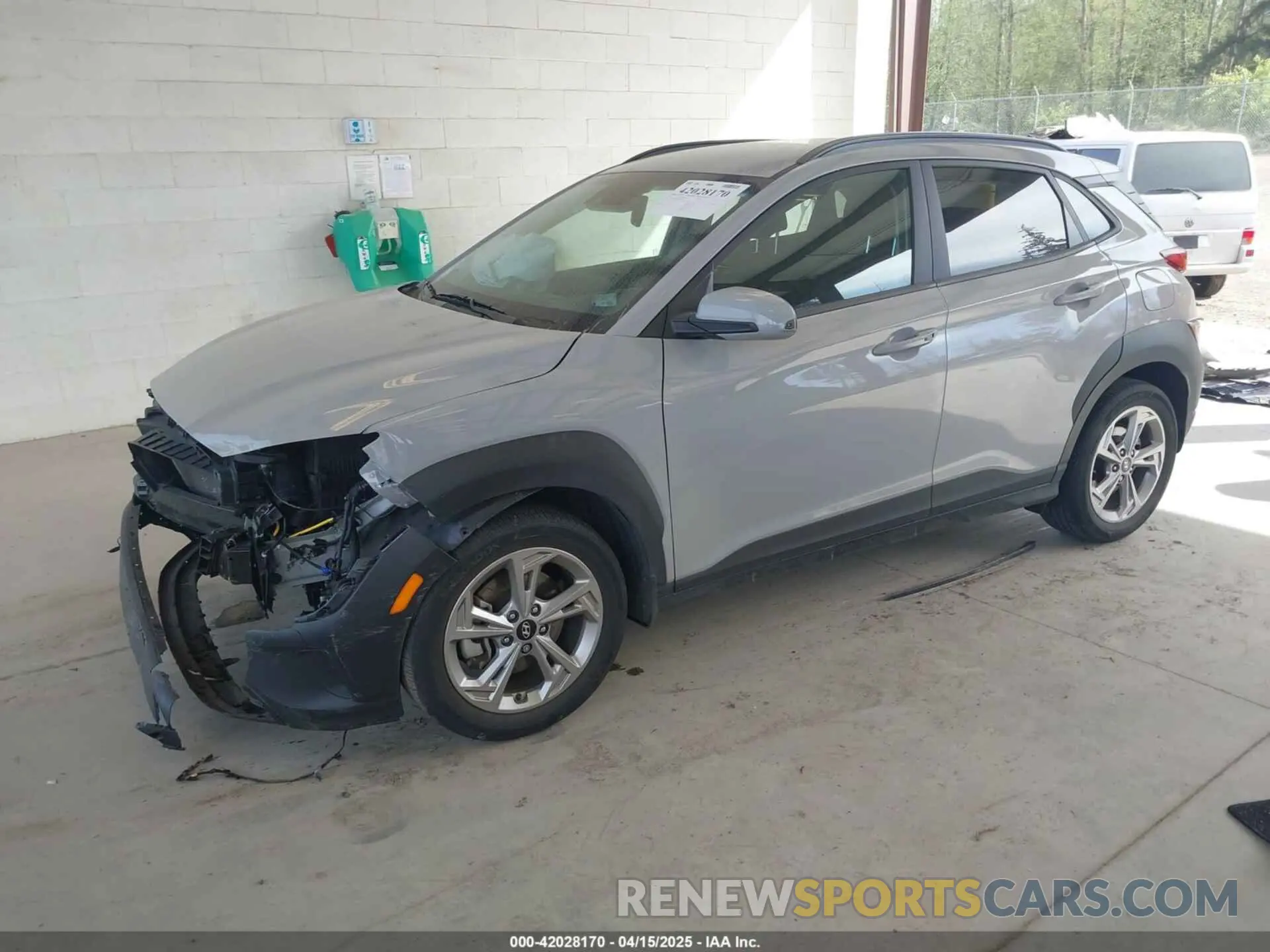 2 Photograph of a damaged car KM8K6CAB9NU920584 HYUNDAI KONA 2022
