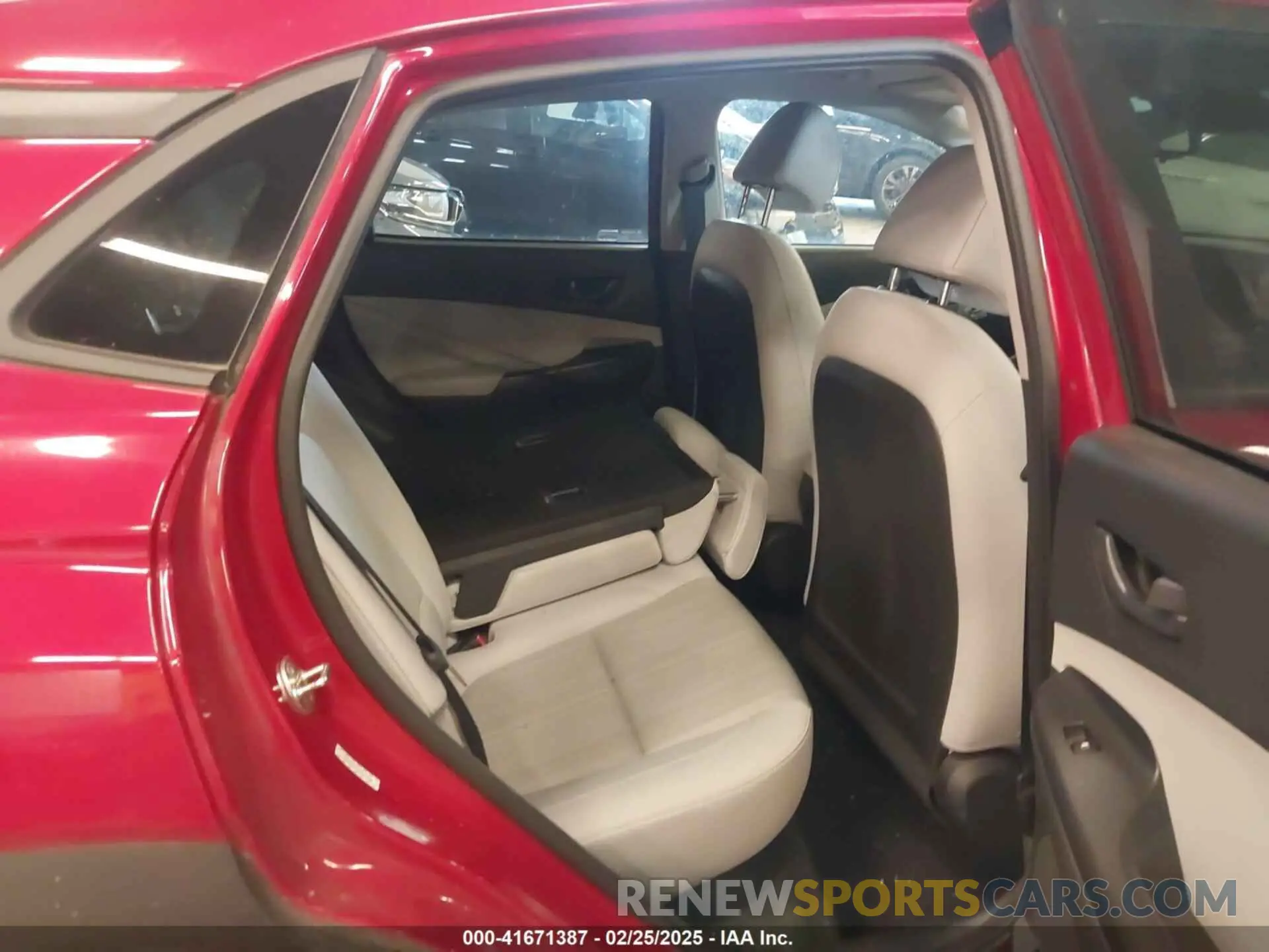8 Photograph of a damaged car KM8K6CABXNU873386 HYUNDAI KONA 2022