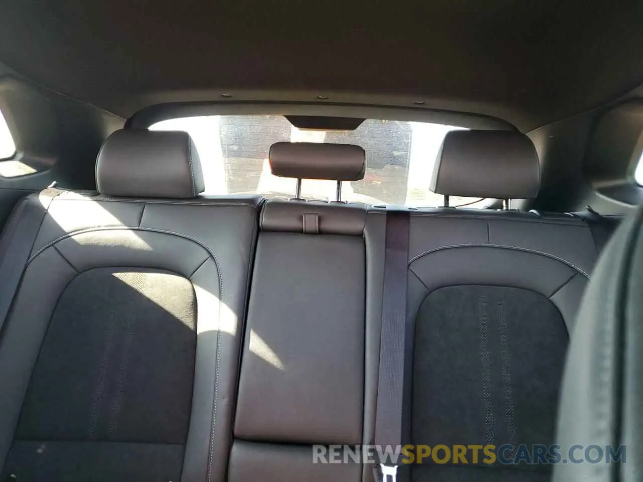 10 Photograph of a damaged car KM8KH3AC5NU002298 HYUNDAI KONA 2022