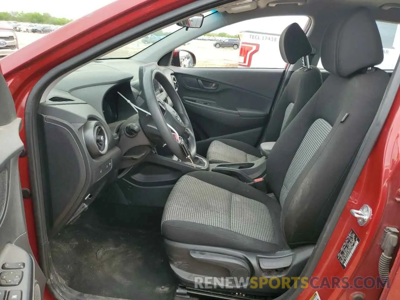 7 Photograph of a damaged car KM8K22AB7PU025782 HYUNDAI KONA 2023