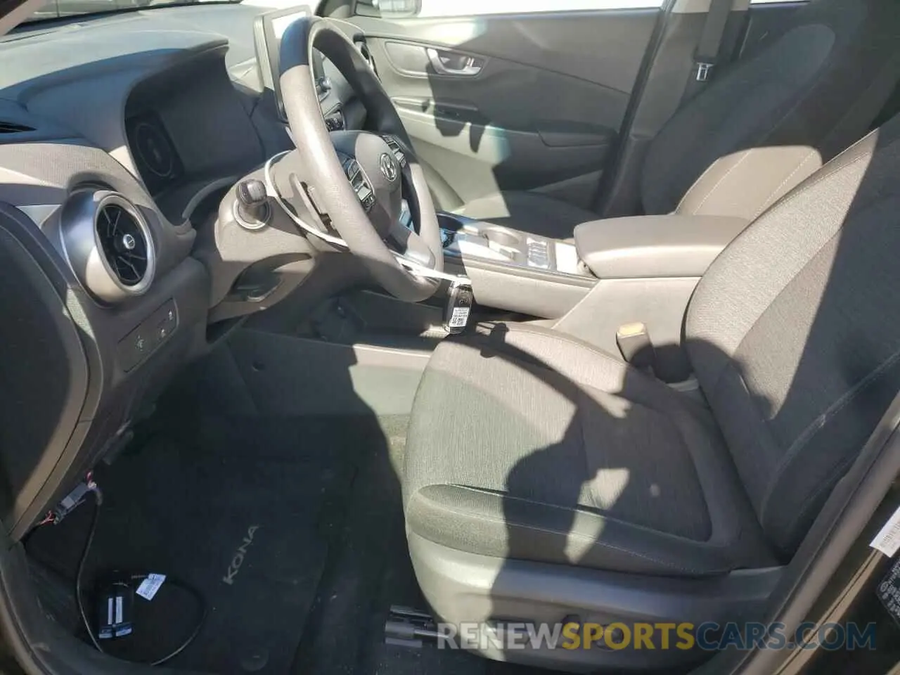 7 Photograph of a damaged car KM8K23AG9PU181646 HYUNDAI KONA 2023