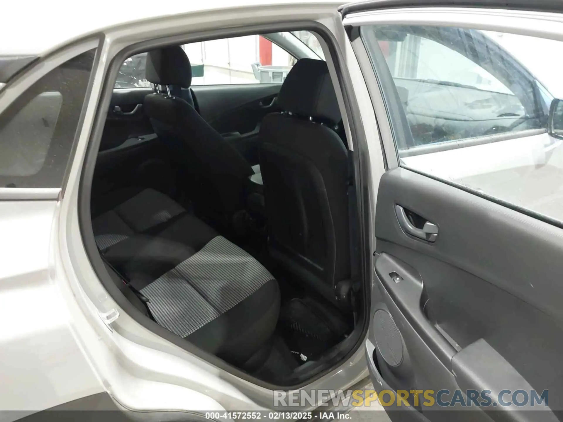 8 Photograph of a damaged car KM8K2CAB2PU013965 HYUNDAI KONA 2023