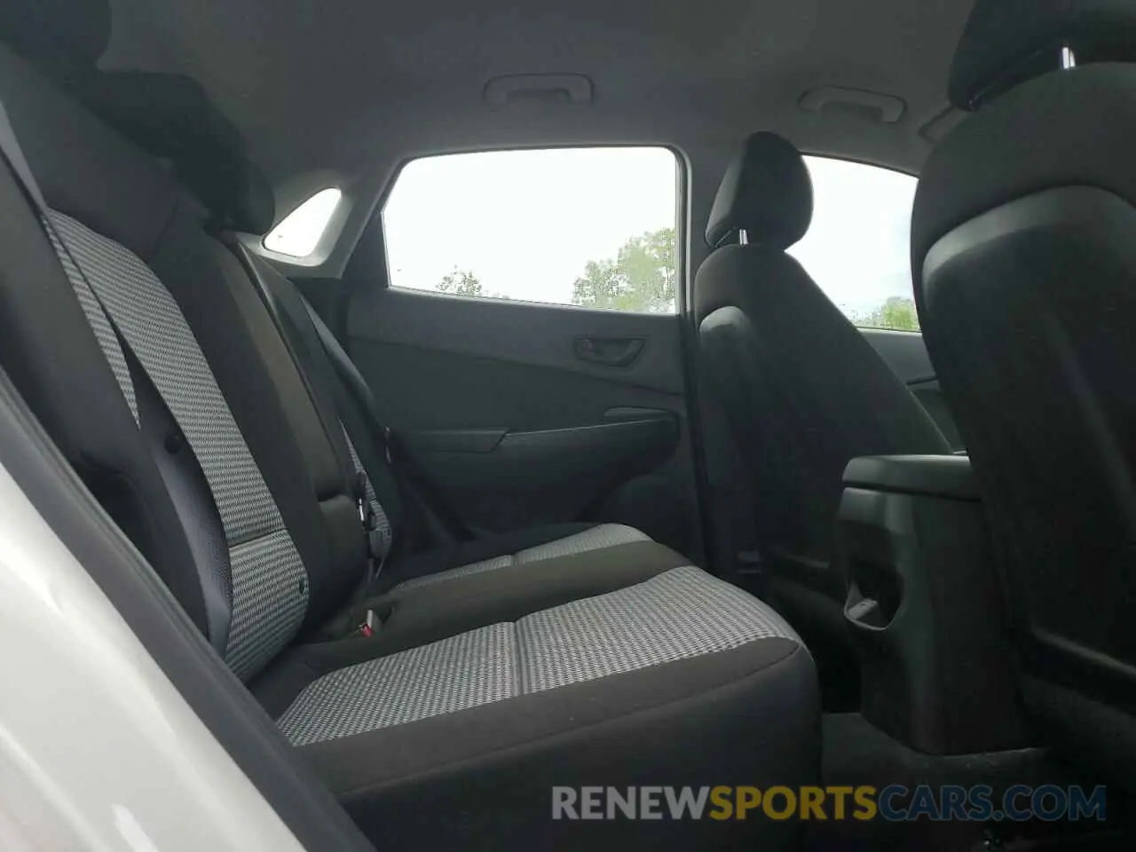 11 Фотография поврежденного автомобиля KM8K2CAB2PU035920 HYUNDAI KONA 2023