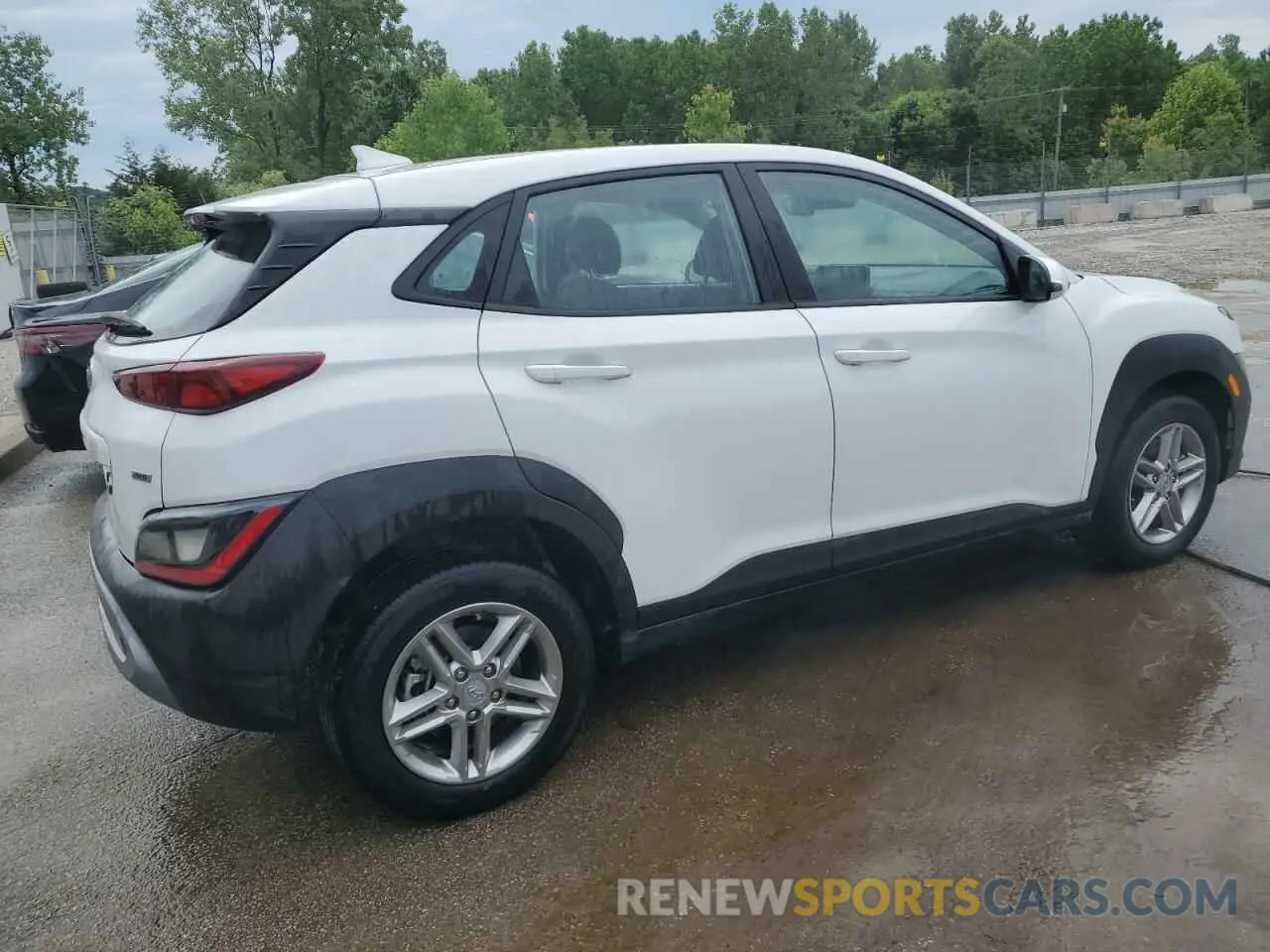 3 Фотография поврежденного автомобиля KM8K2CAB2PU035920 HYUNDAI KONA 2023