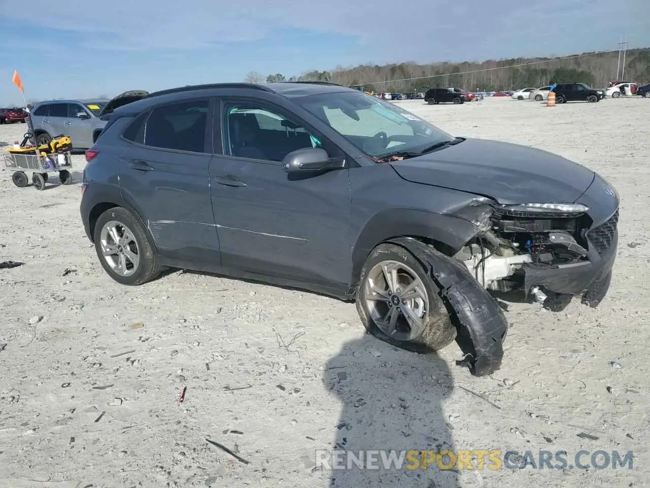 4 Photograph of a damaged car KM8K32AB1PU017478 HYUNDAI KONA 2023