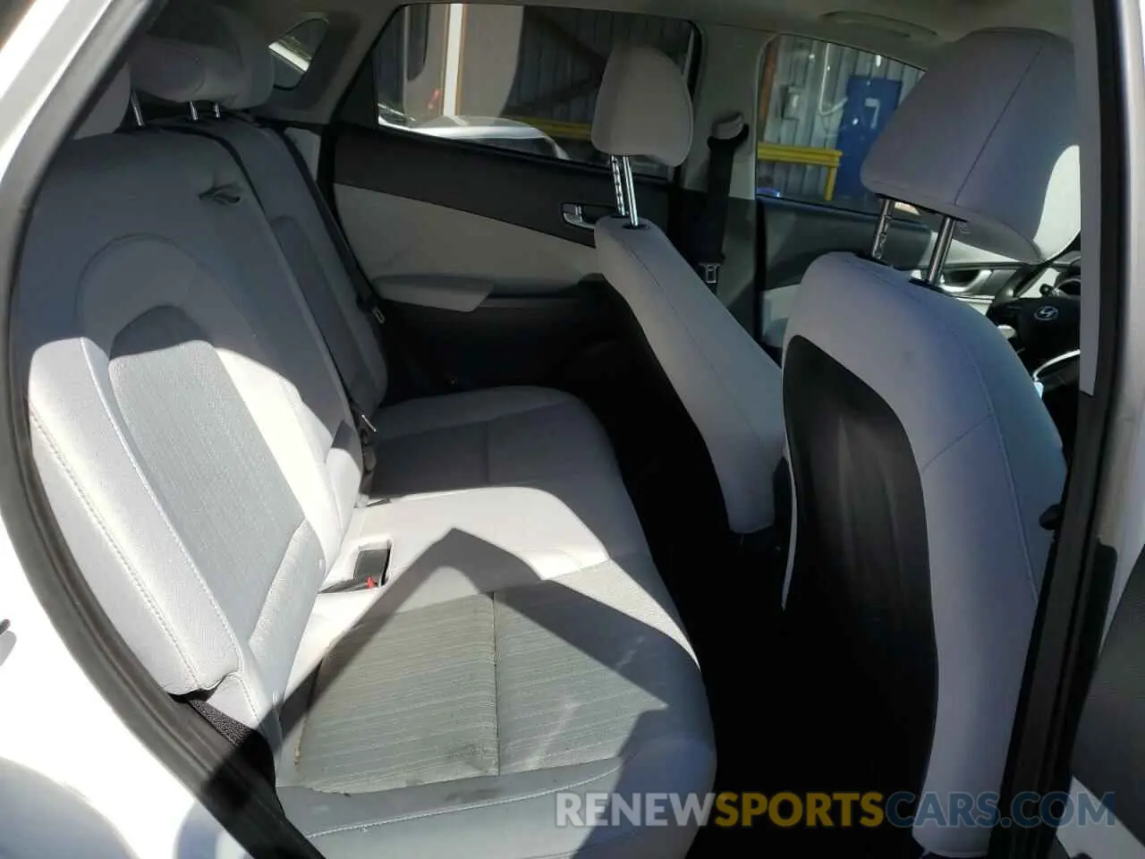 10 Photograph of a damaged car KM8K32AB2PU976324 HYUNDAI KONA 2023