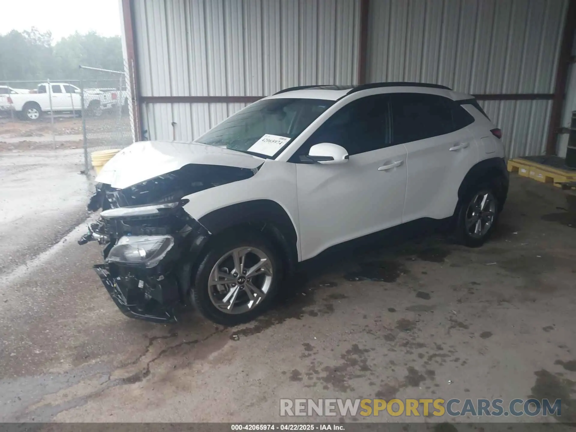 2 Фотография поврежденного автомобиля KM8K32AB8PU959074 HYUNDAI KONA 2023