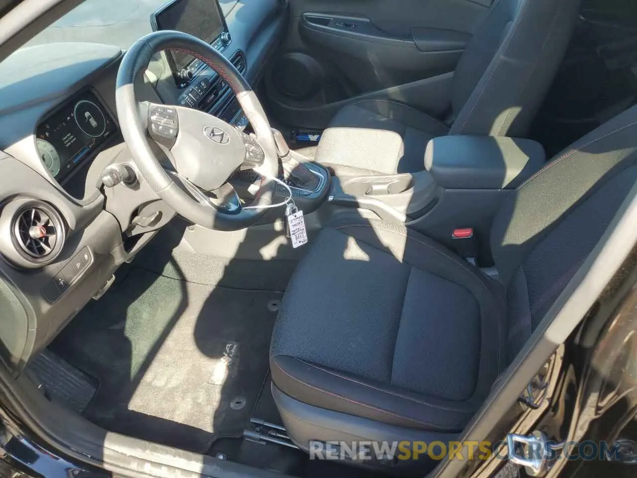 7 Photograph of a damaged car KM8K33A33PU943766 HYUNDAI KONA 2023