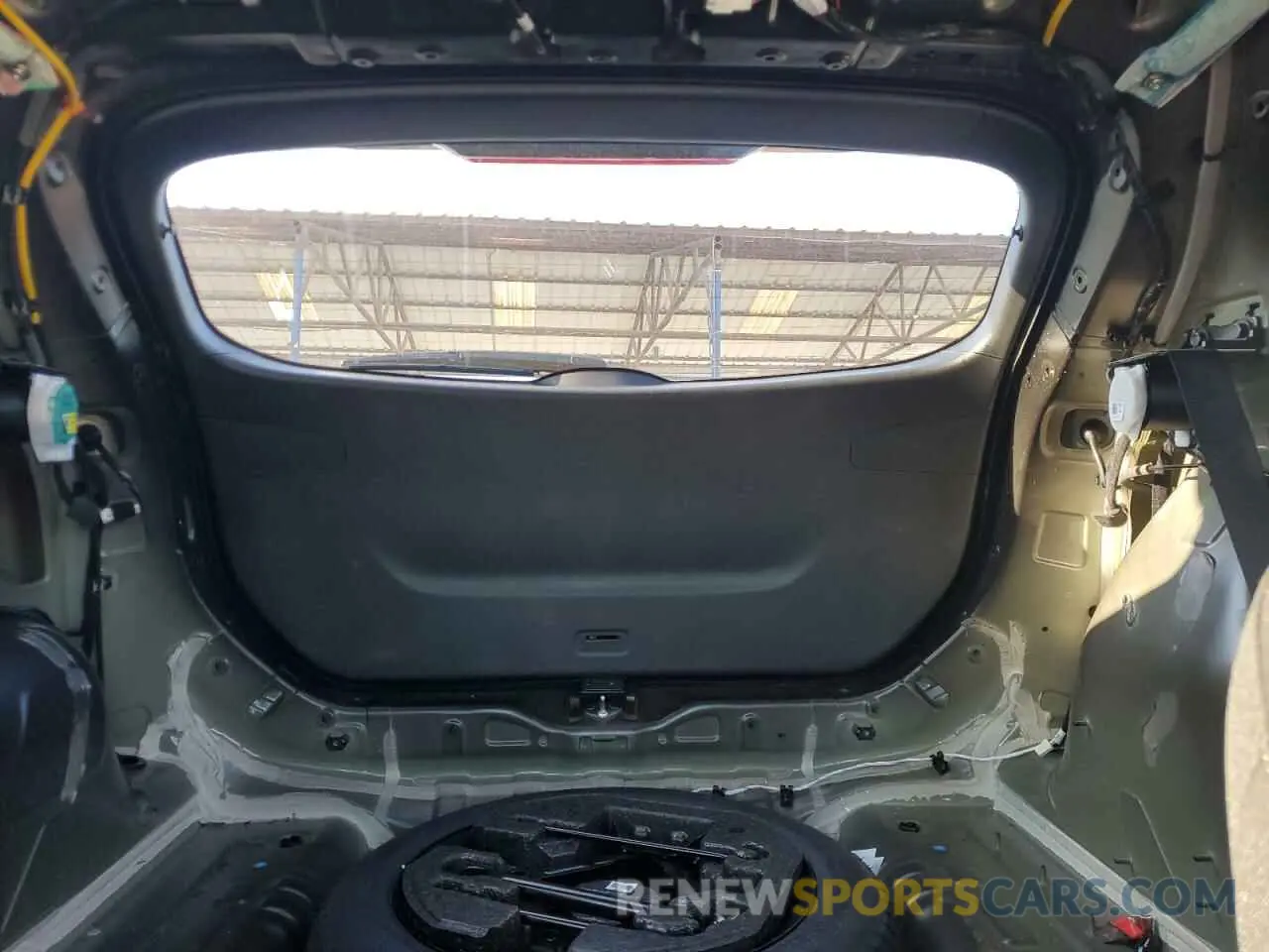 10 Фотография поврежденного автомобиля KM8K33A36PU009617 HYUNDAI KONA 2023
