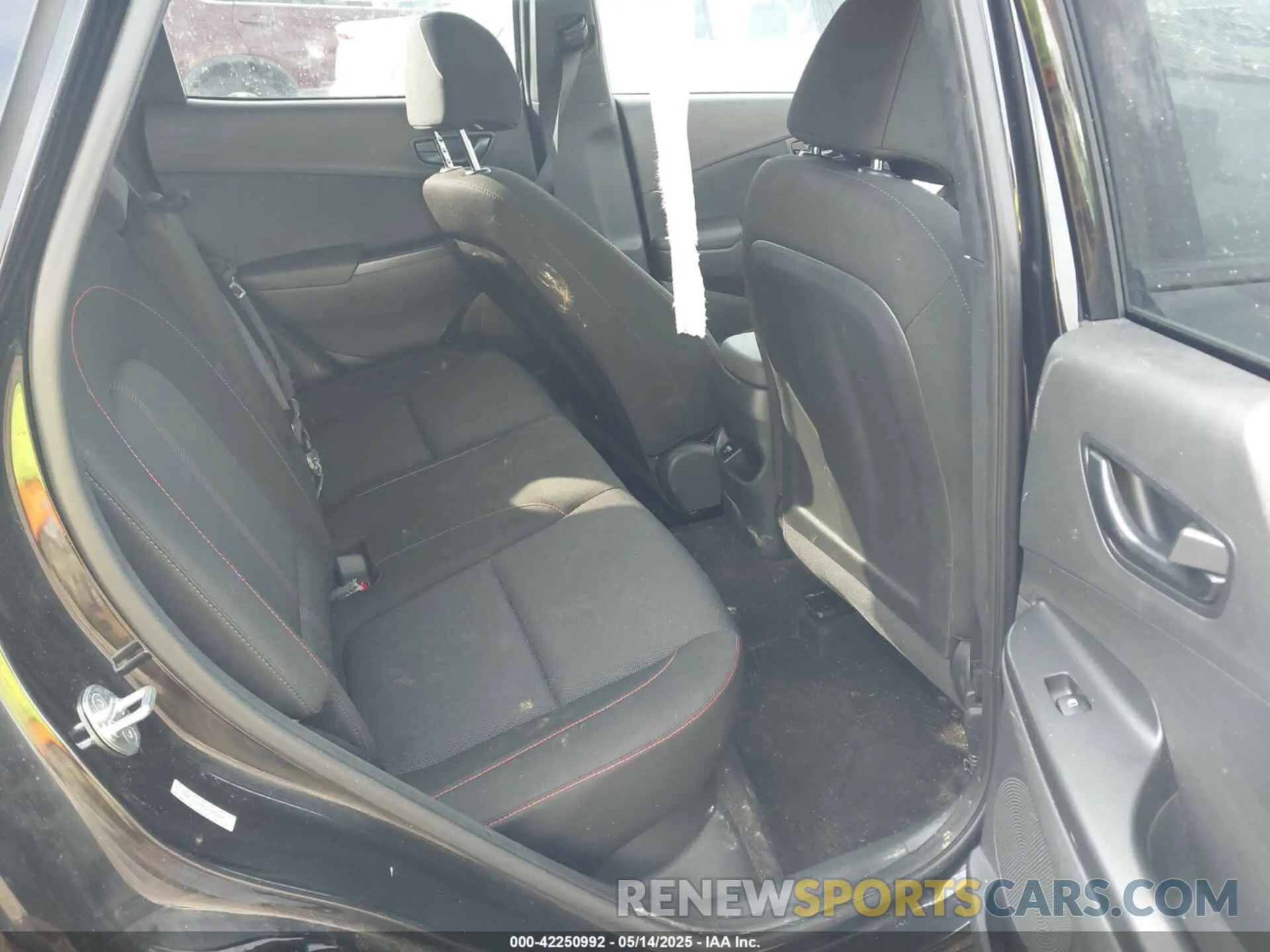 8 Photograph of a damaged car KM8K33A39PU948888 HYUNDAI KONA 2023