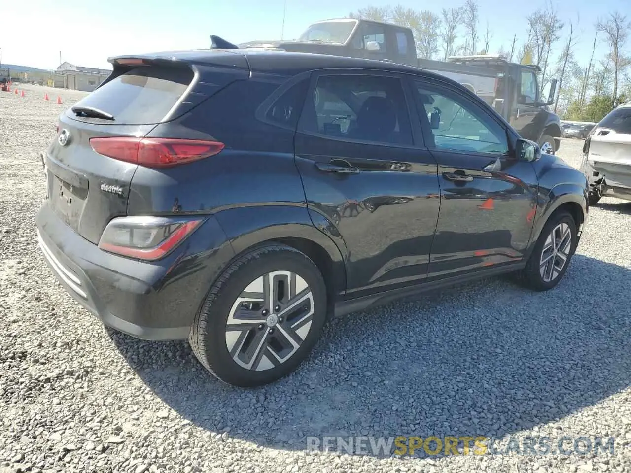 3 Photograph of a damaged car KM8K33AG7PU187314 HYUNDAI KONA 2023