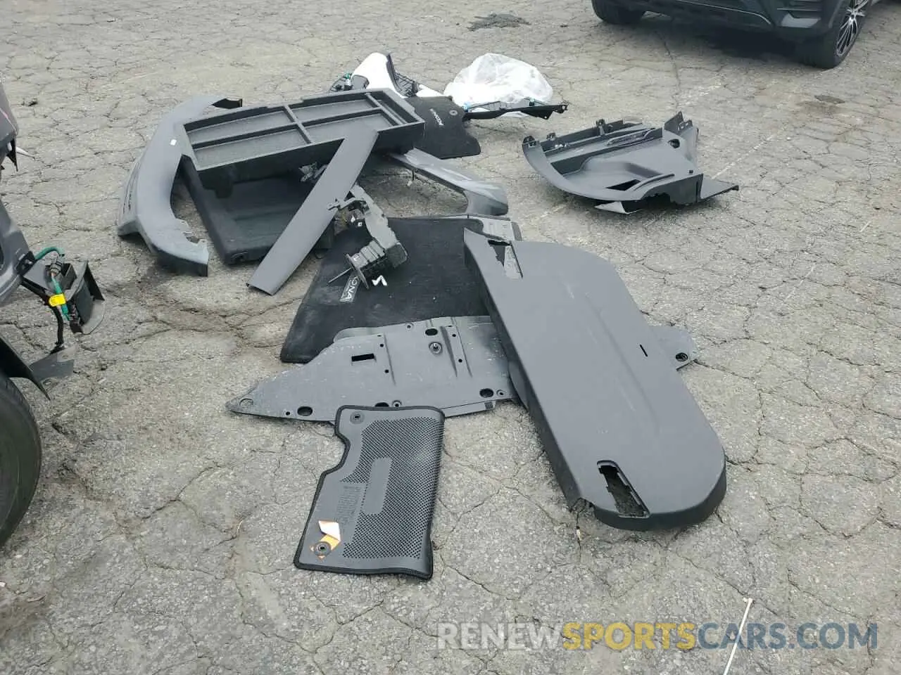 13 Photograph of a damaged car KM8K33AG9PU178789 HYUNDAI KONA 2023