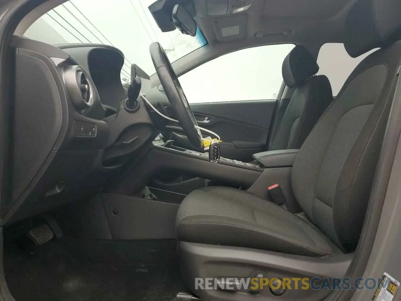 7 Photograph of a damaged car KM8K33AG9PU178789 HYUNDAI KONA 2023