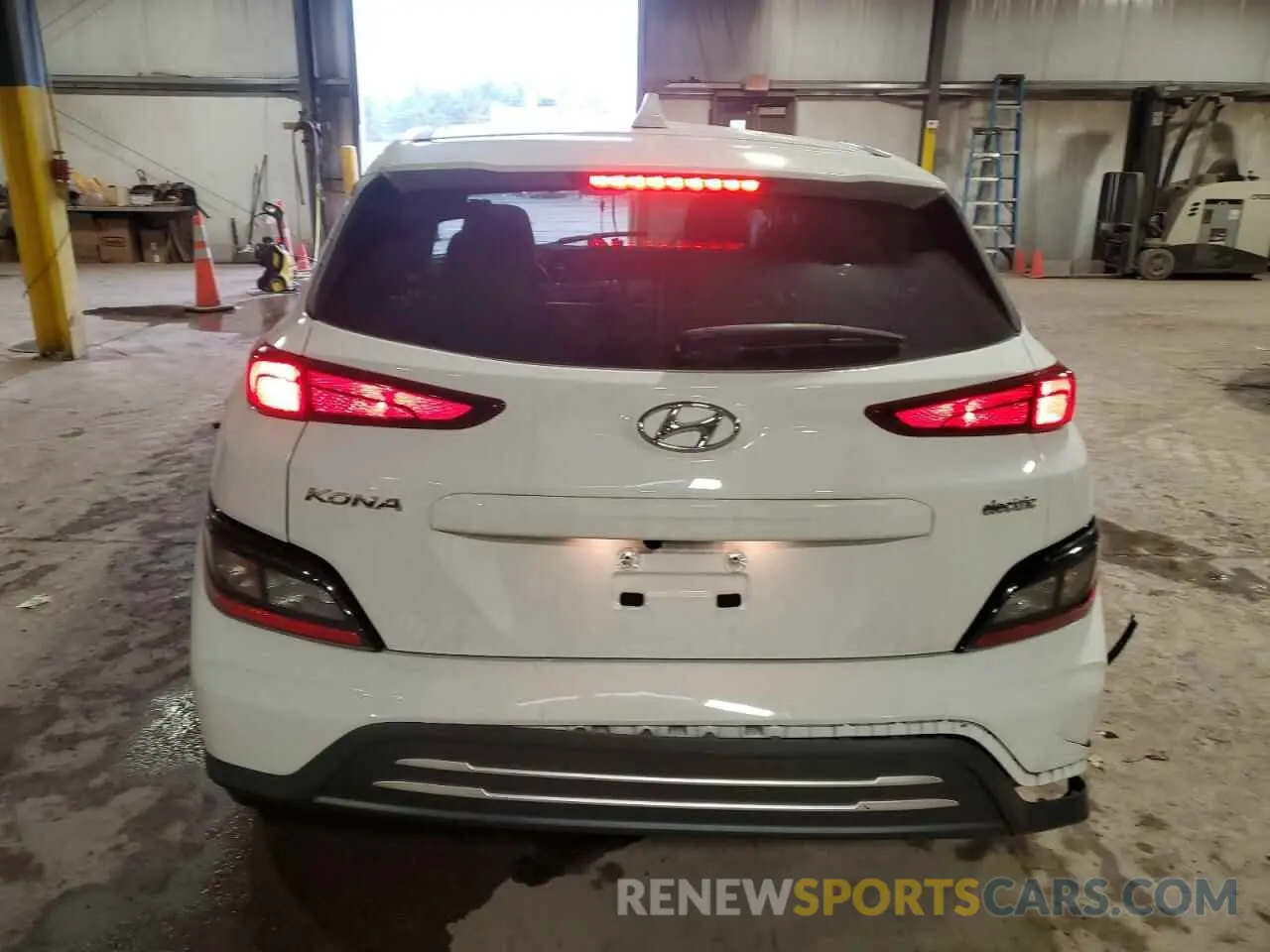 6 Photograph of a damaged car KM8K33AG9PU183801 HYUNDAI KONA 2023