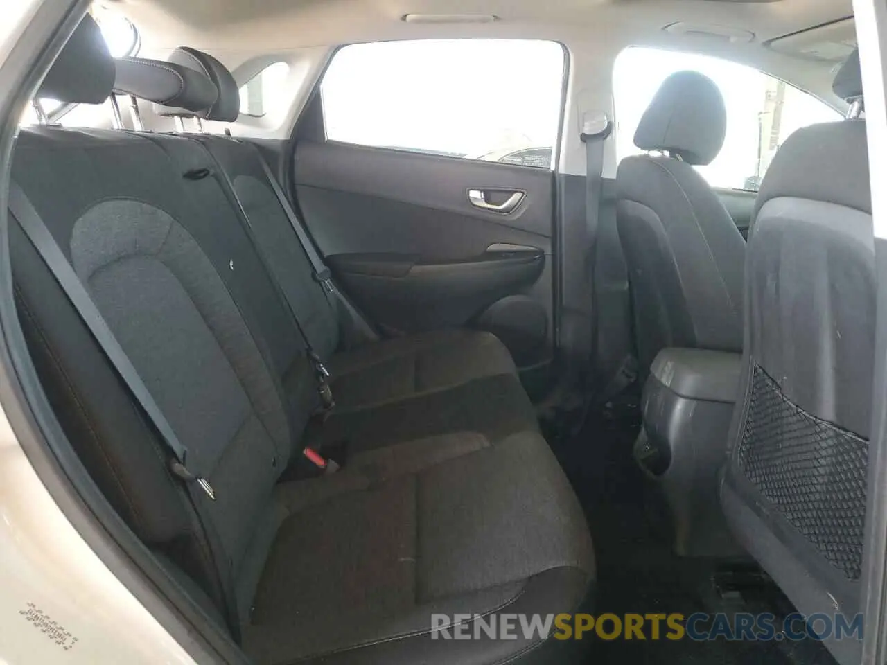10 Photograph of a damaged car KM8K33AG9PU190733 HYUNDAI KONA 2023